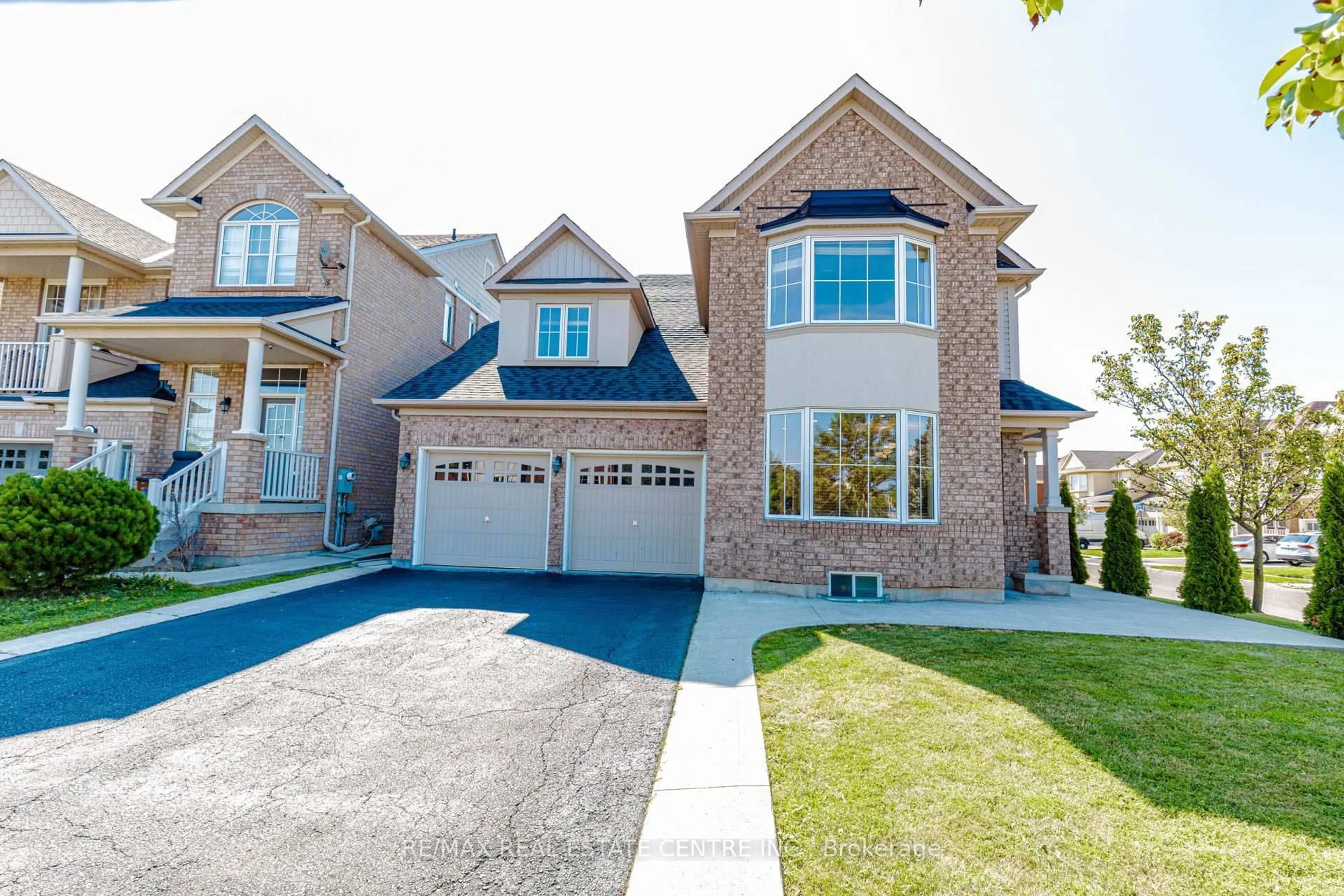 Home with brick exterior material, street for 14 Alboreto Way, Brampton Ontario L6X 0N5