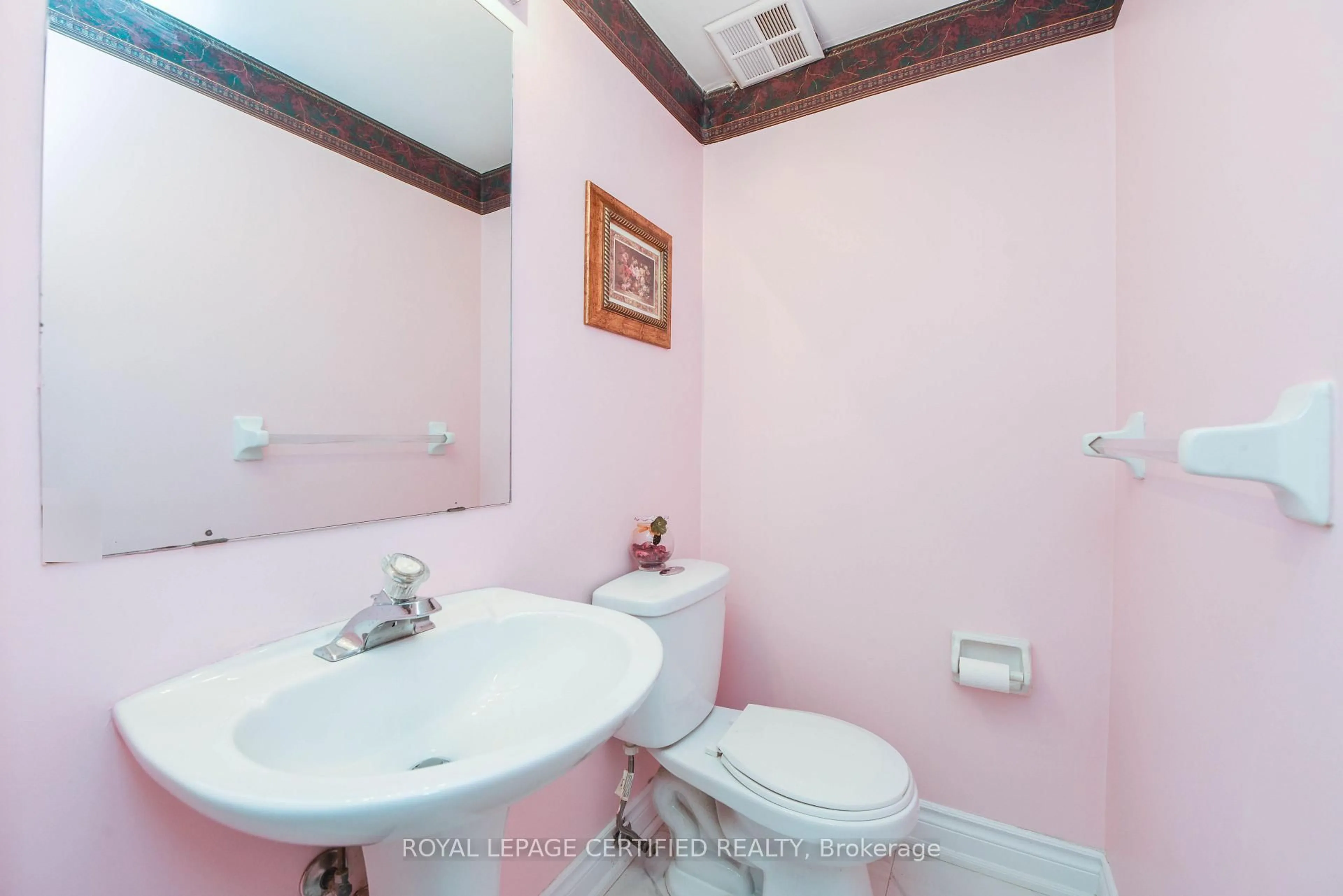 Standard bathroom, unknown for 6037 Clover Ridge Cres, Mississauga Ontario L5N 7B4