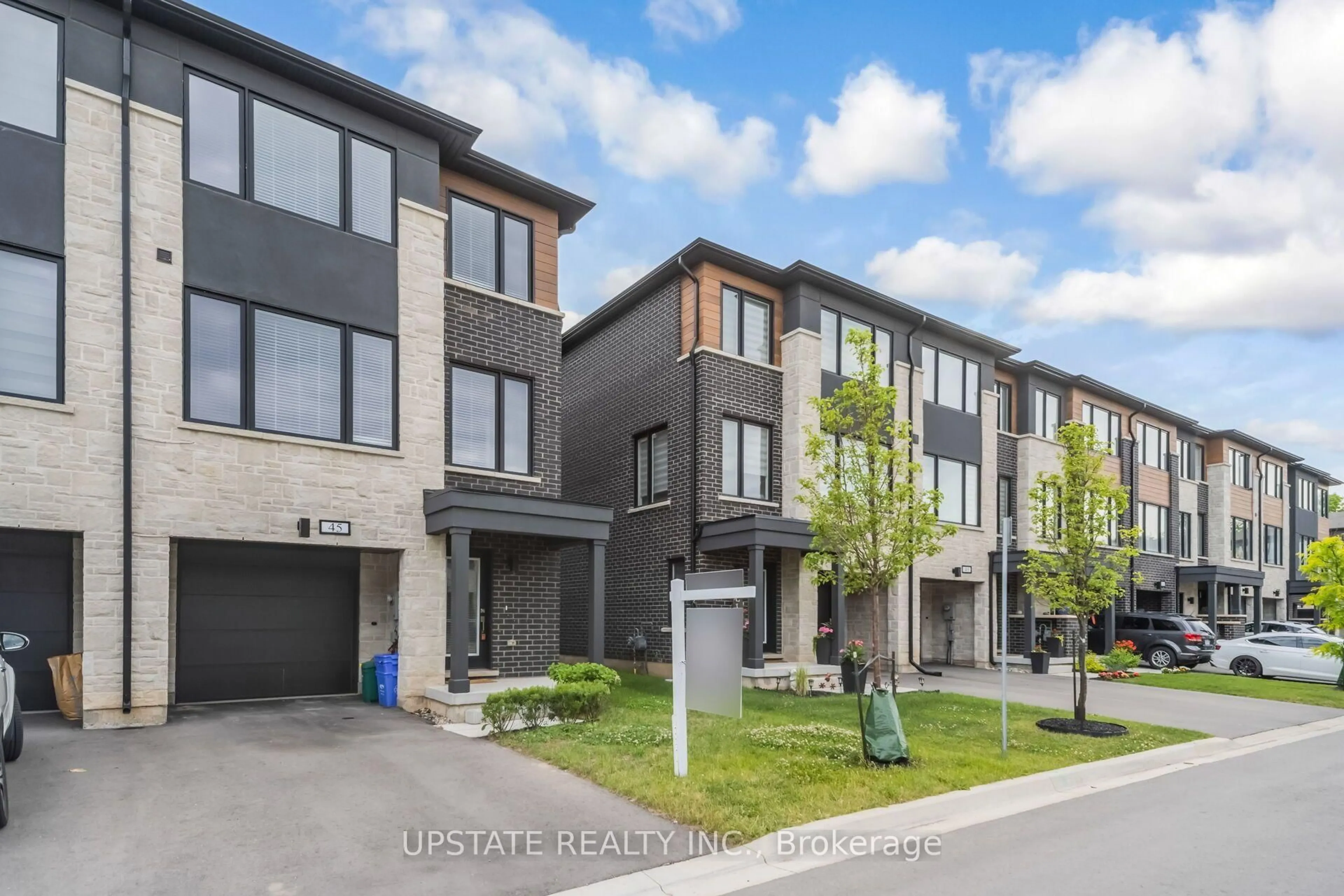 Unknown for 45 Humberstone Dr, Halton Hills Ontario L7G 0P5