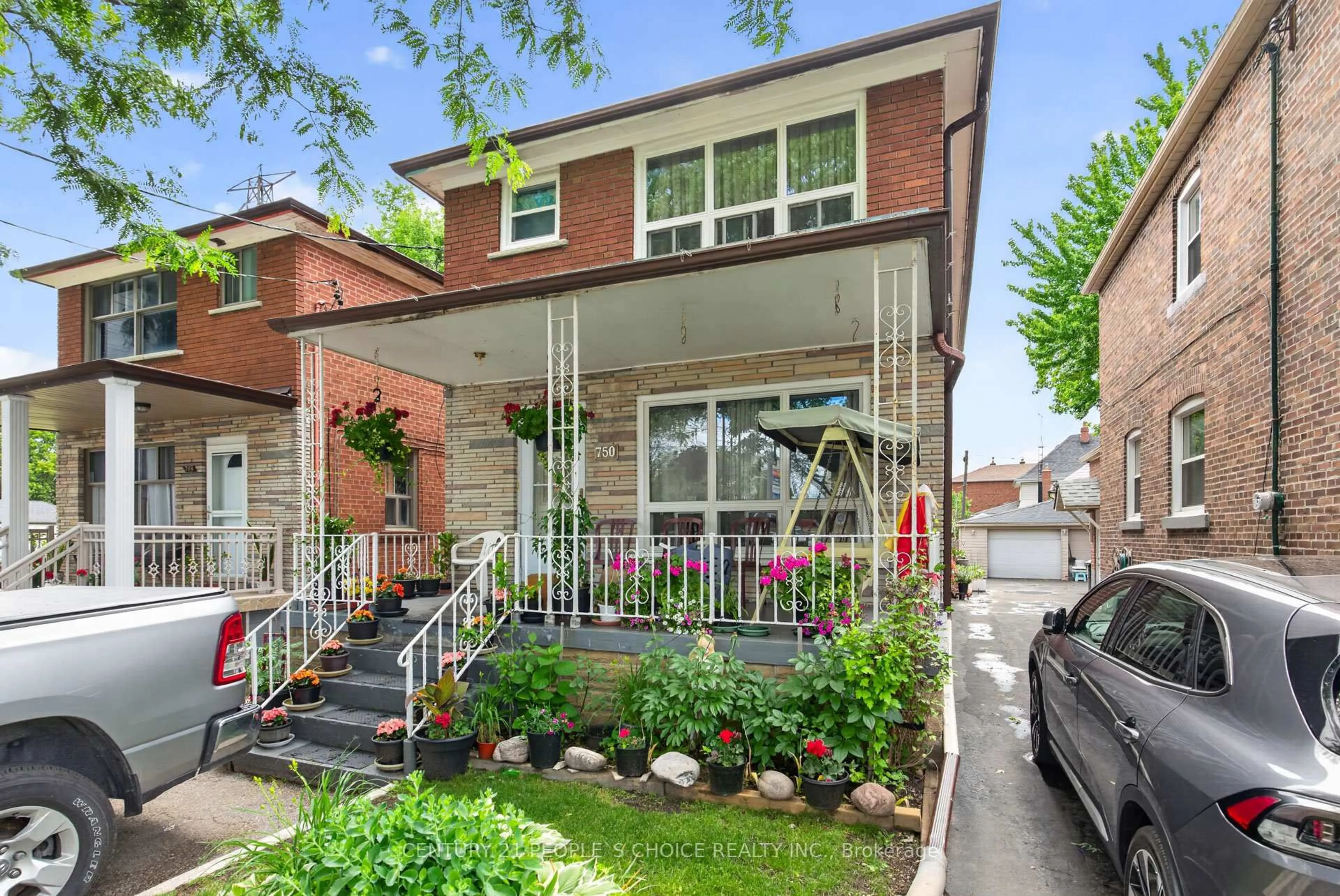 Home with brick exterior material, street for 750 Jane St, Toronto Ontario M6N 4B2