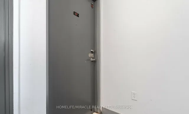 4673 Jane St #517, Toronto 2
