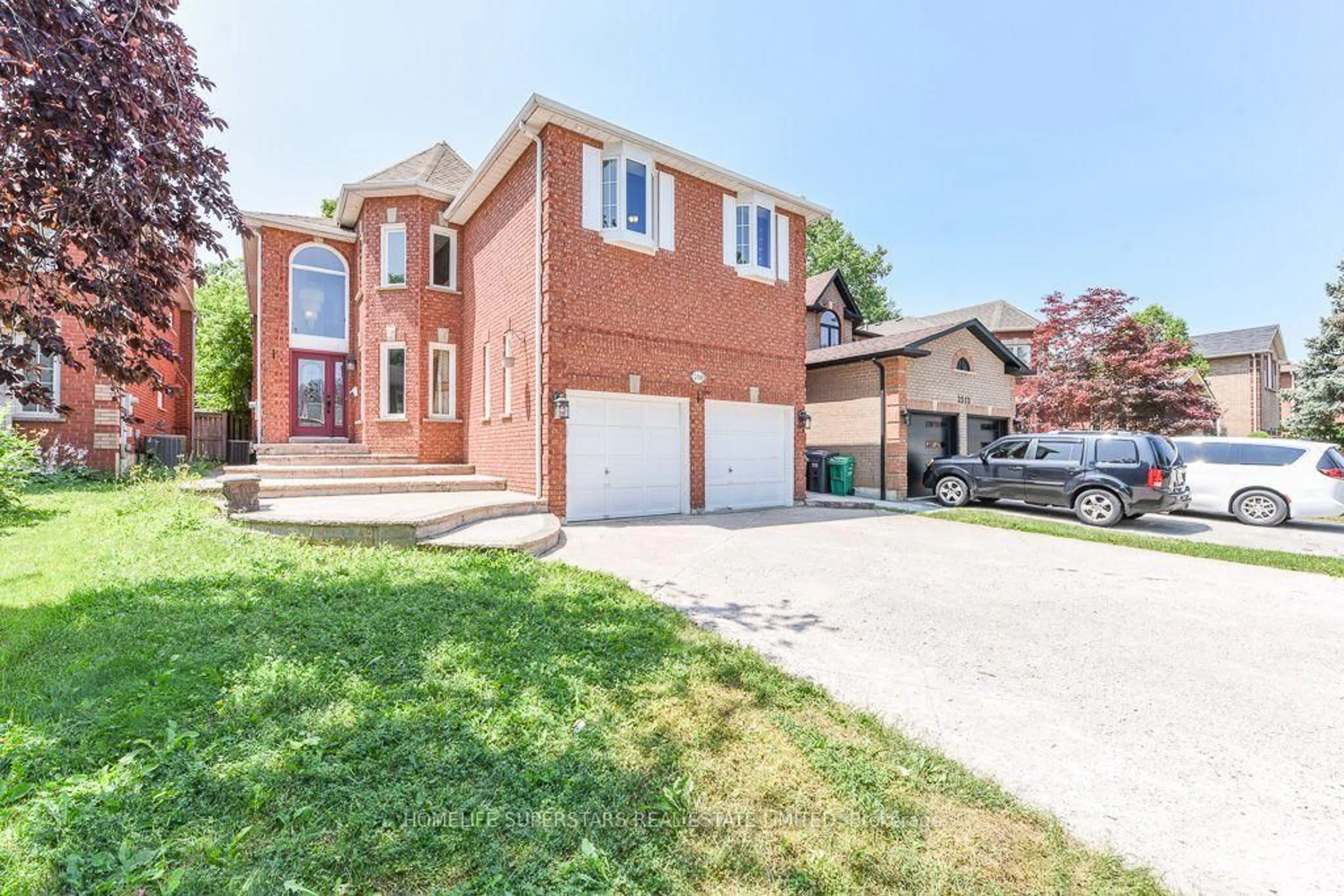 Home with brick exterior material, street for 2508 Paula Crt, Mississauga Ontario L5K 2R5