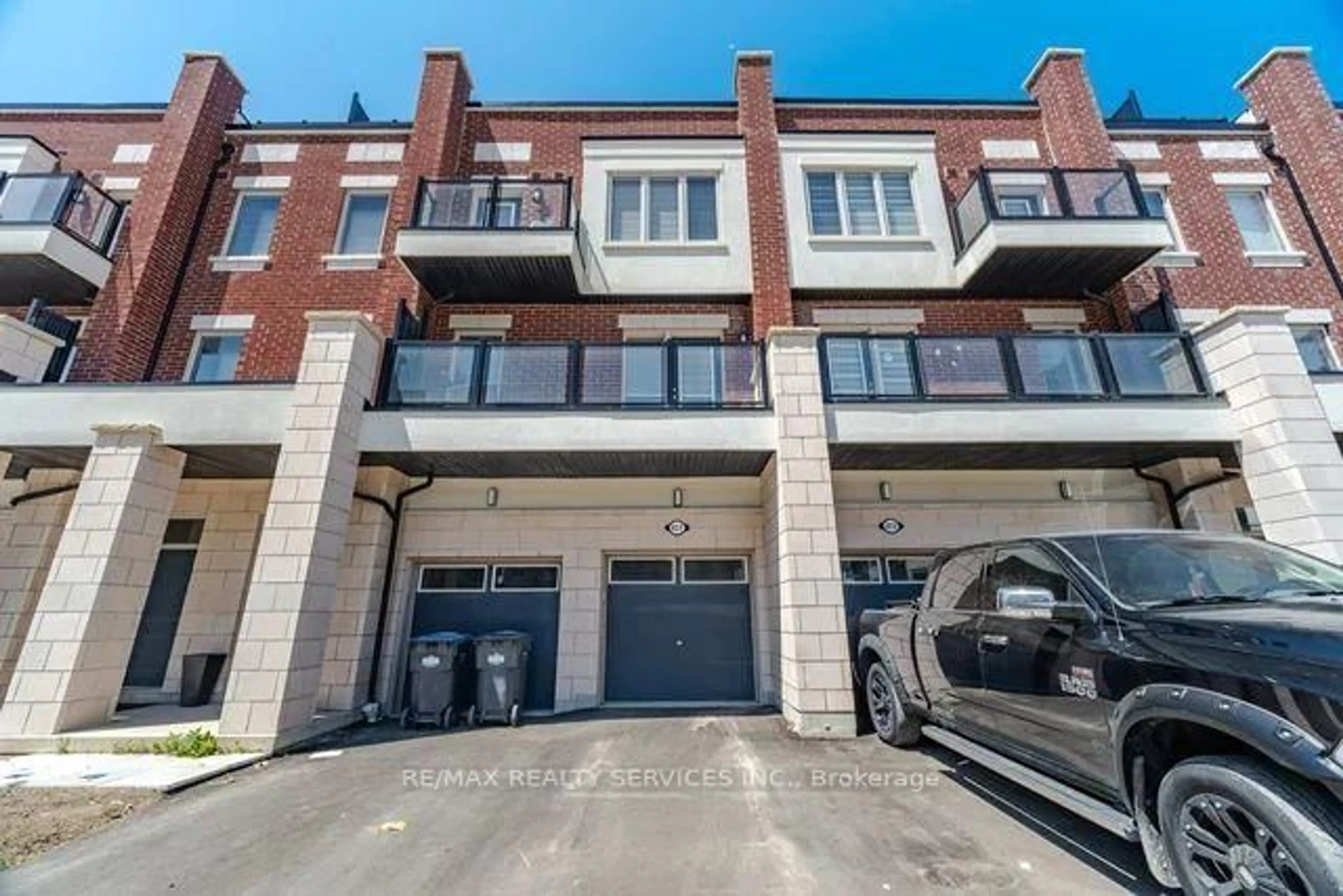 Unknown for 417 Dougall Ave #14, Caledon Ontario L7C 4L5