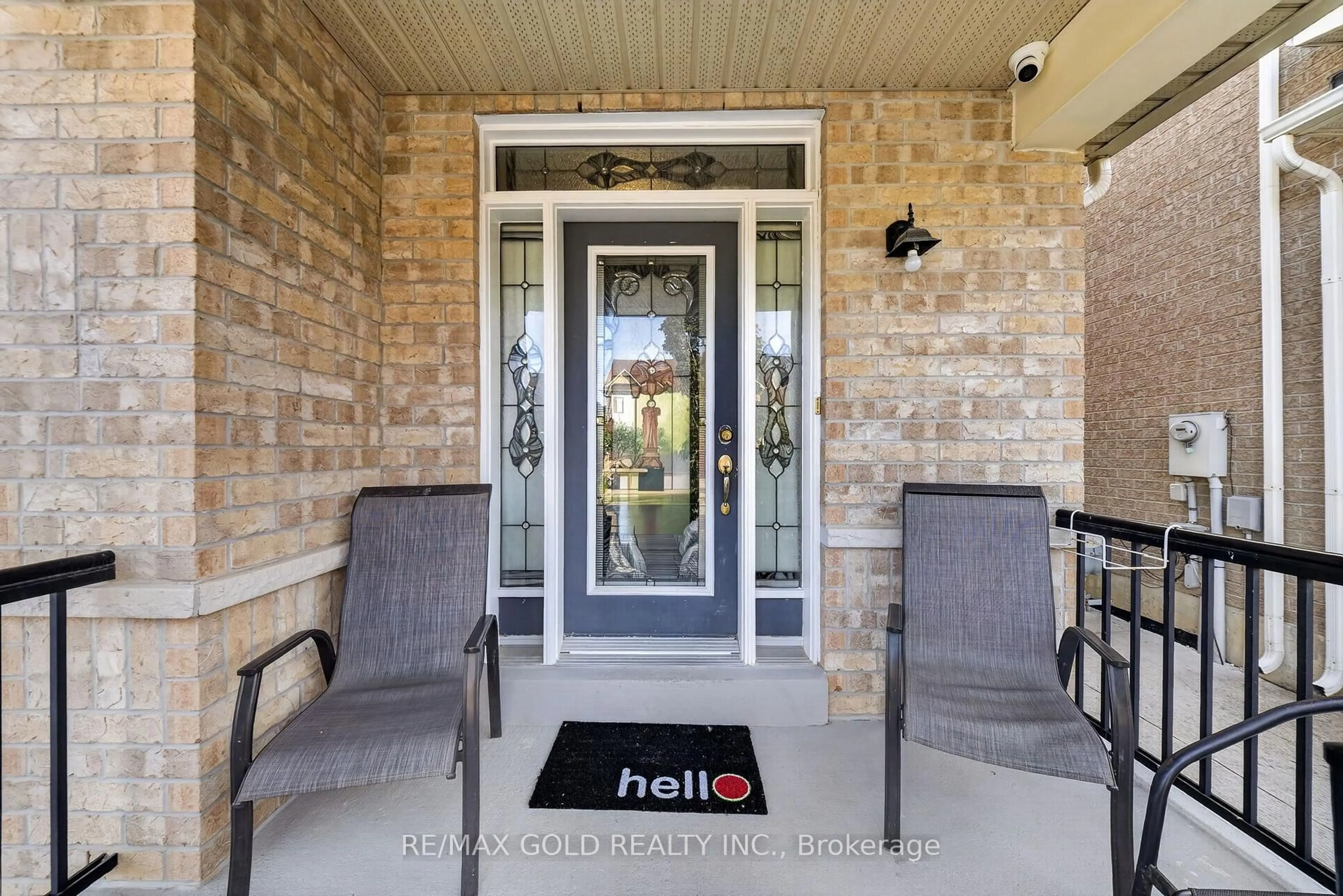 Patio, street for 104 Everingham Circ, Brampton Ontario L6R 0R9