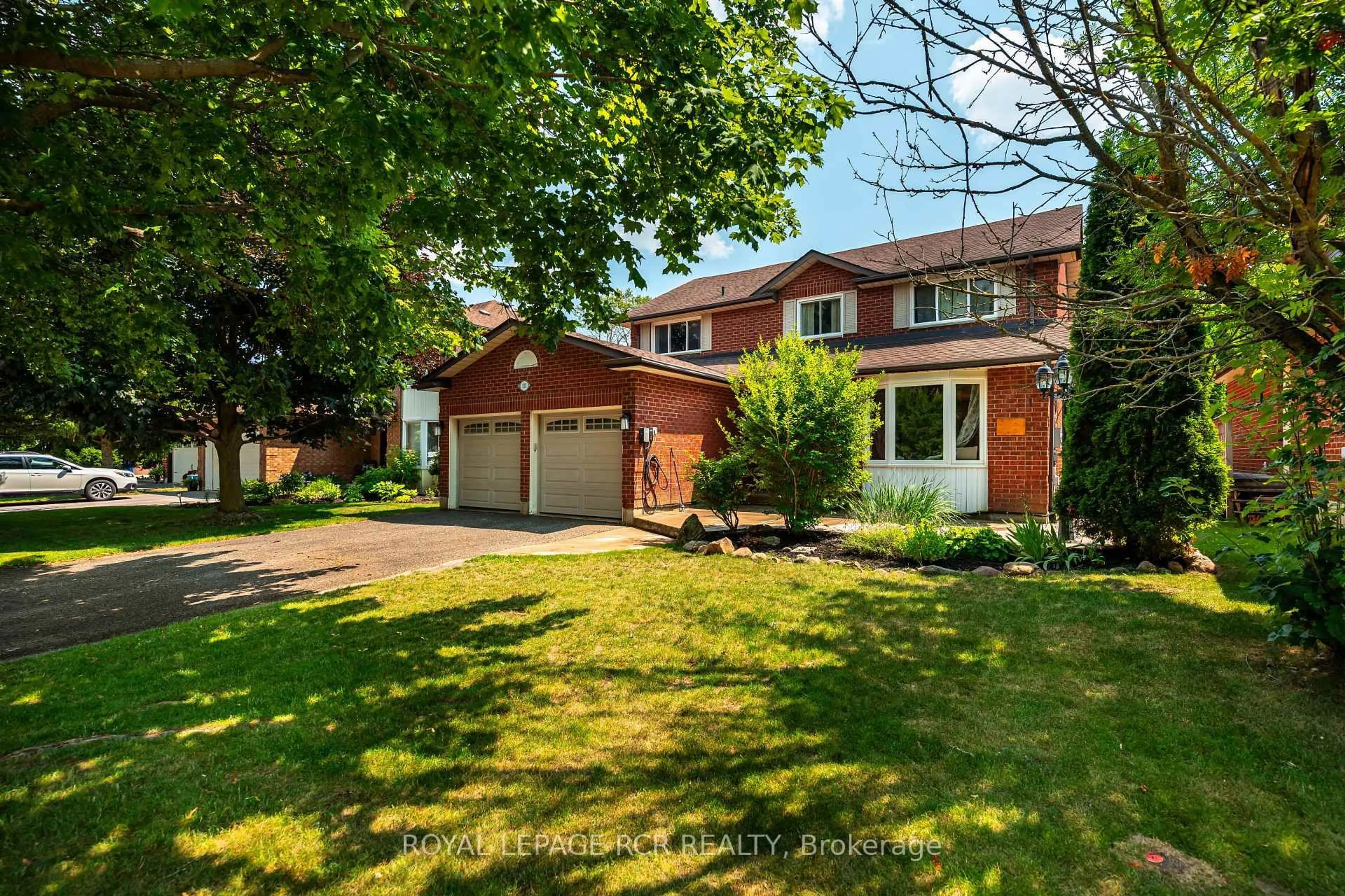 Home with brick exterior material, street for 113 Meadow Dr, Orangeville Ontario L9W 4J7