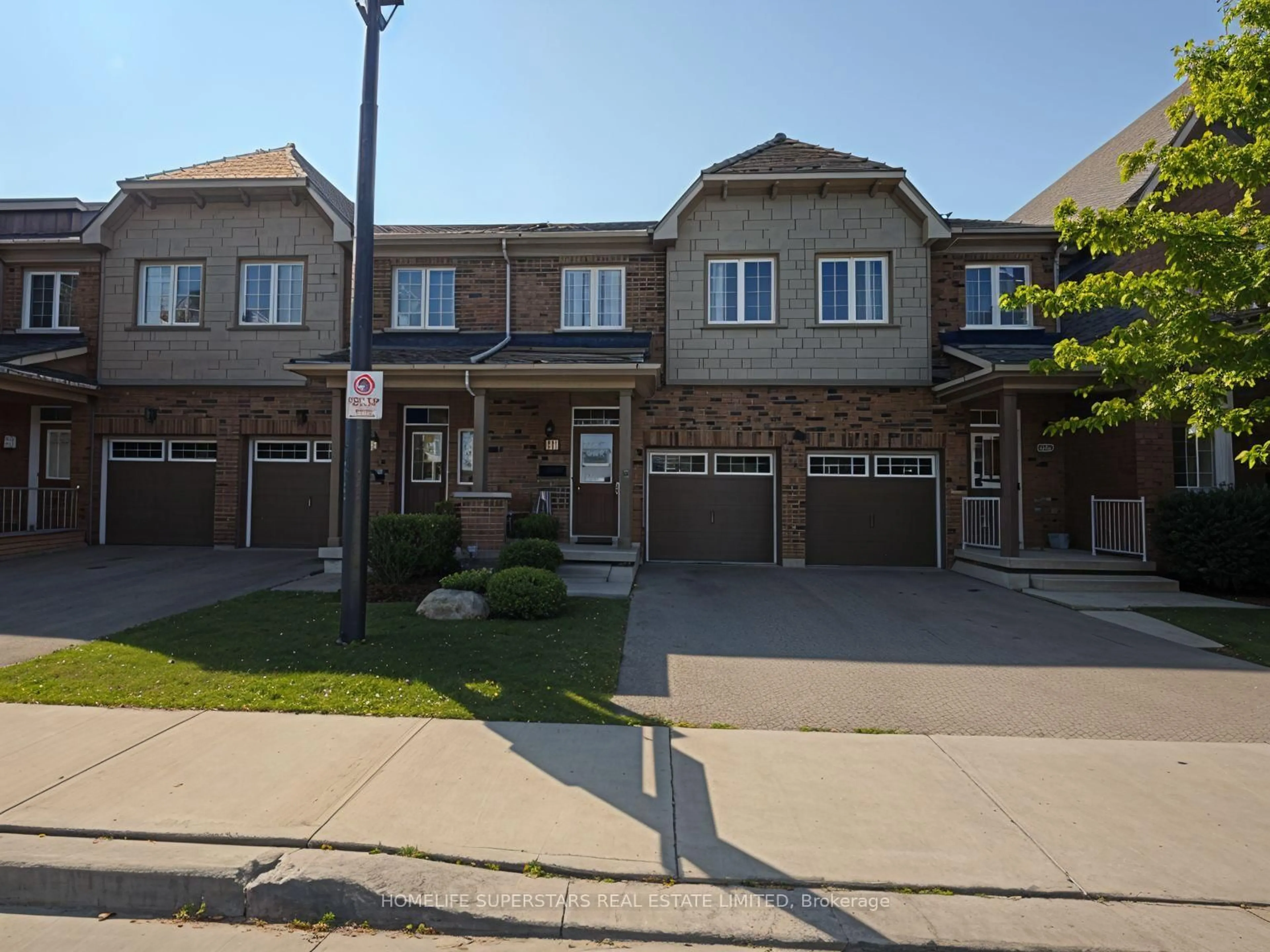 A pic from outside/outdoor area/front of a property/back of a property/a pic from drone, street for 61 Utopia Way, Brampton Ontario L6P 4A4