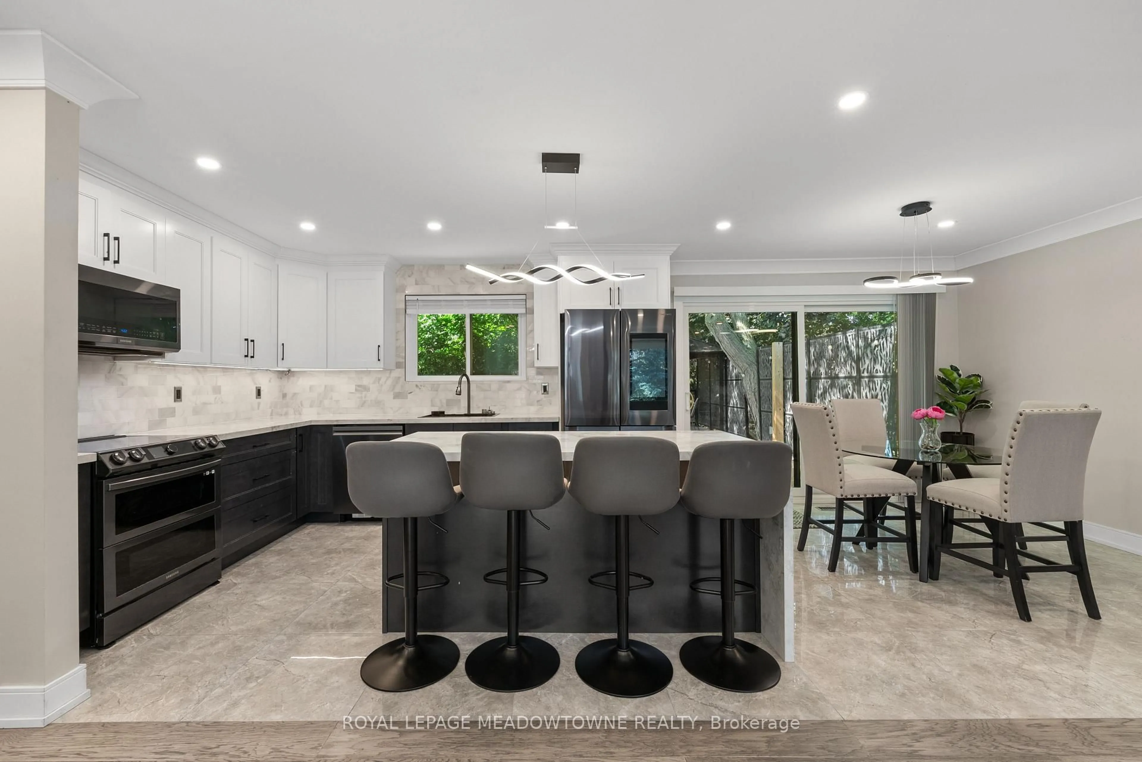 Contemporary kitchen, ceramic/tile floor for 1268 Forest Hill, Oakville Ontario L6H 2C3