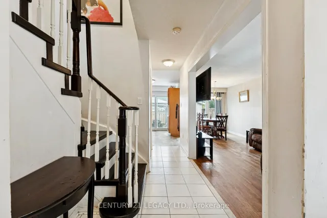 71 Townley Cres, Brampton 5