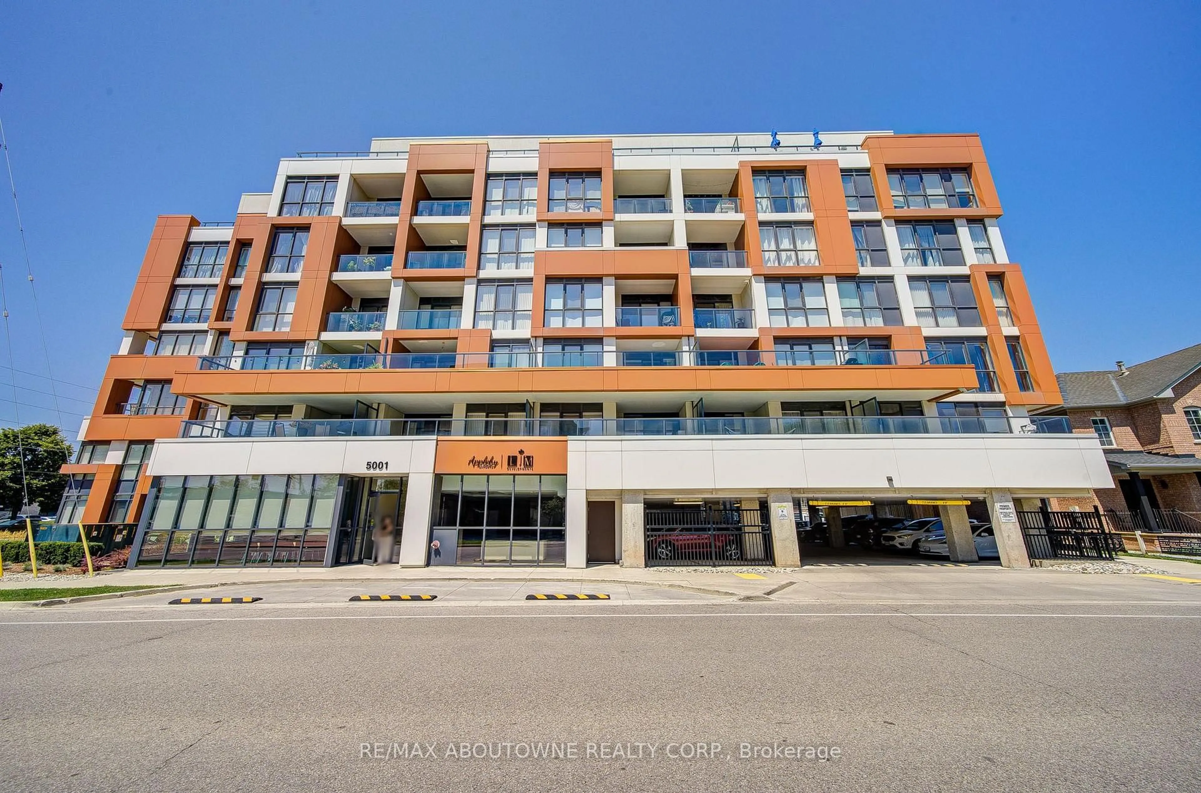 Unknown for 5001 Corporate Dr #611, Burlington Ontario L7L 0H5