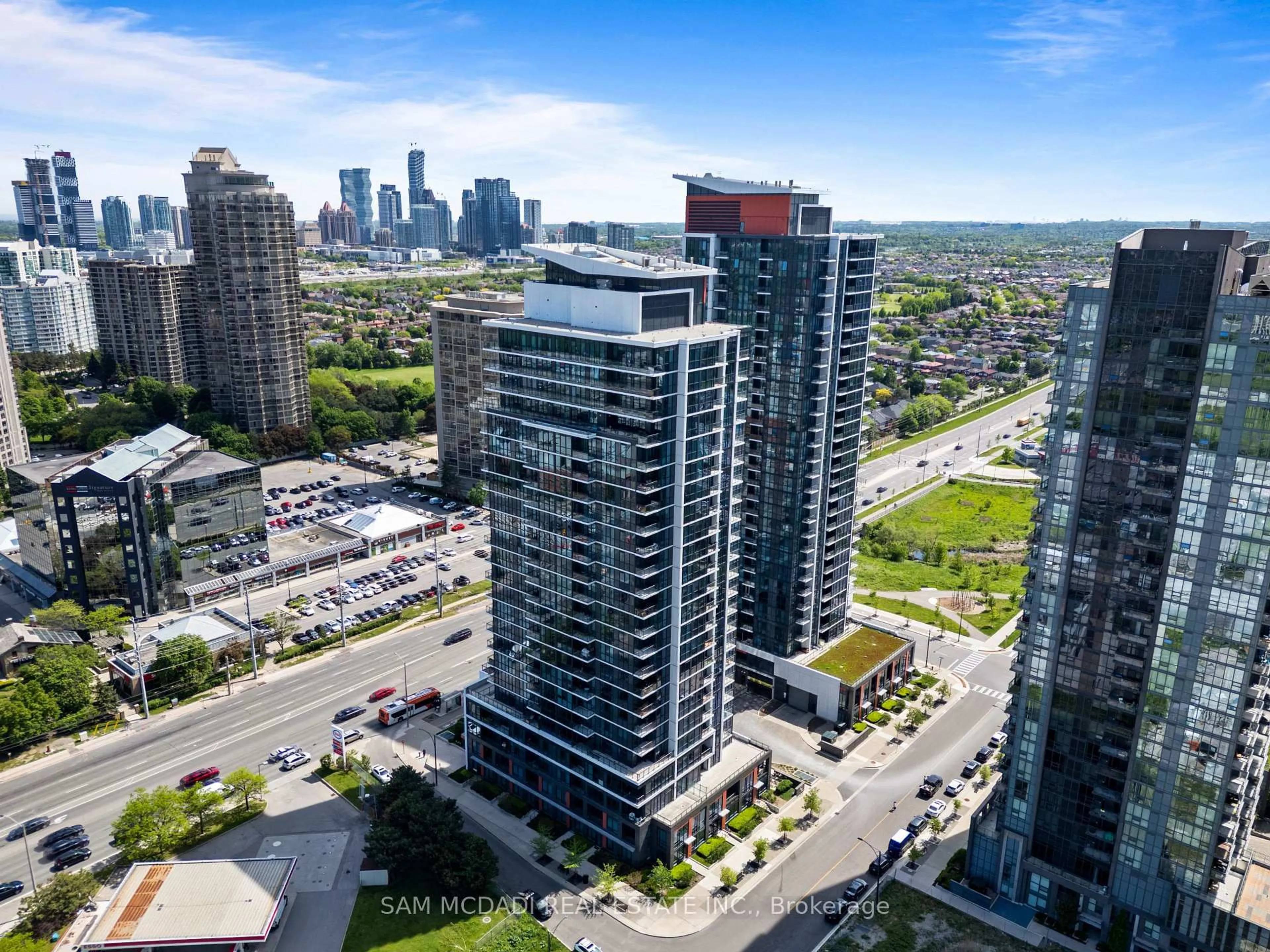 A pic from outside/outdoor area/front of a property/back of a property/a pic from drone, city buildings view from balcony for 55 Eglinton Ave #1602, Mississauga Ontario L5R 0E5