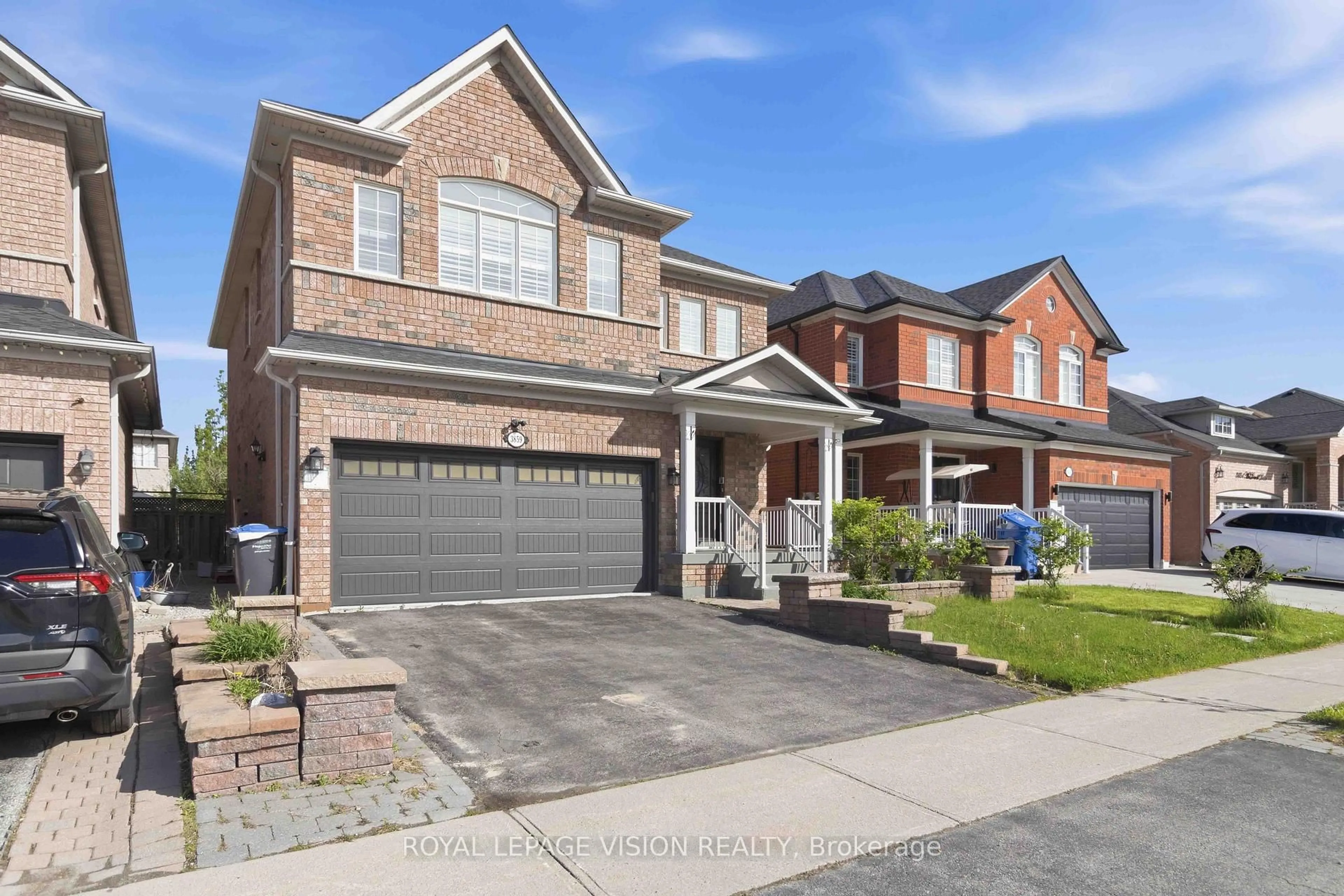 Home with brick exterior material, street for 3859 Mcdowell Dr, Mississauga Ontario L5M 6P1