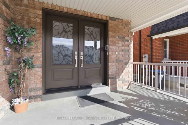 3859 Mcdowell Dr, Mississauga 4