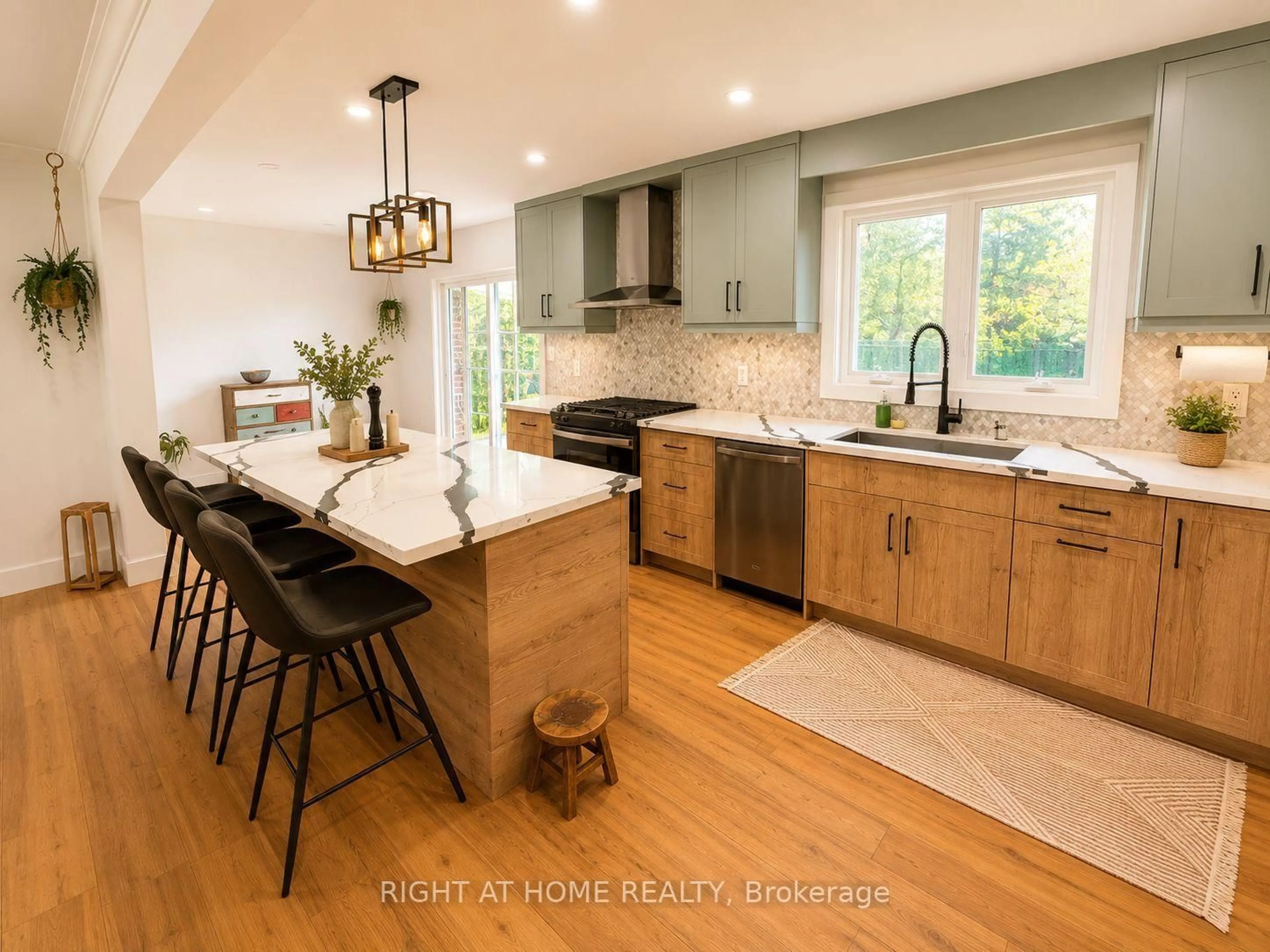 Open concept kitchen, unknown for 4440 Cosburn Cres, Burlington Ontario L7L 1S5