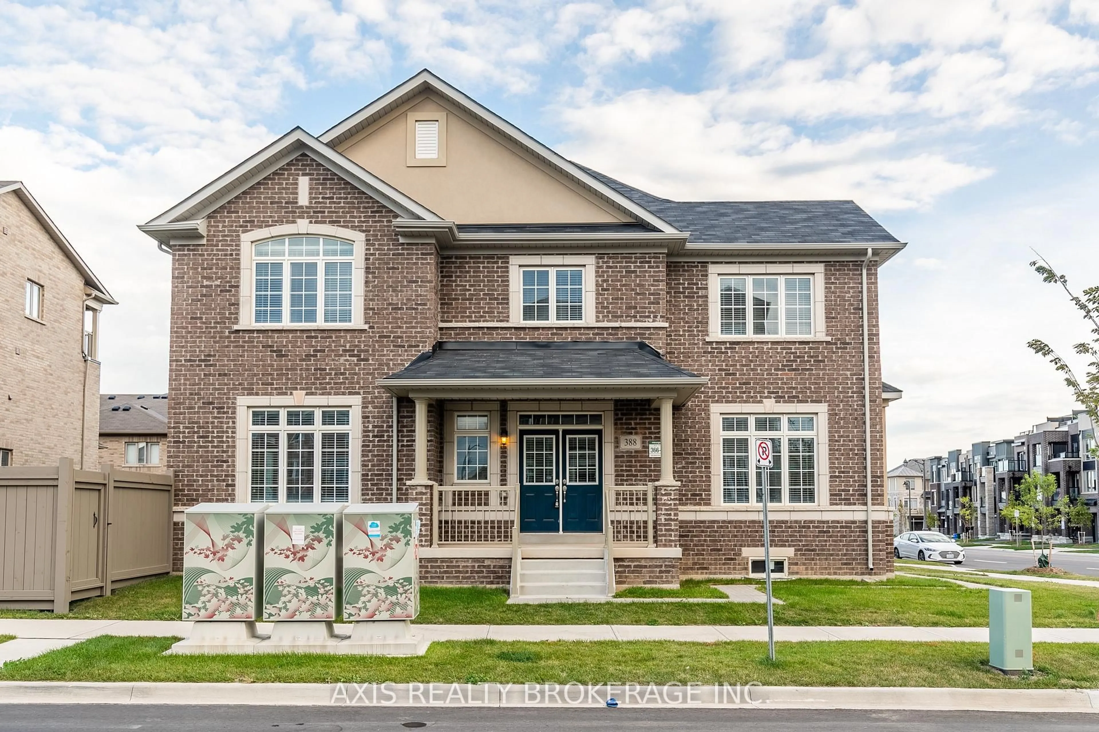Home with brick exterior material, street for 388 Grindstone Tr, Oakville Ontario L6H 0S1