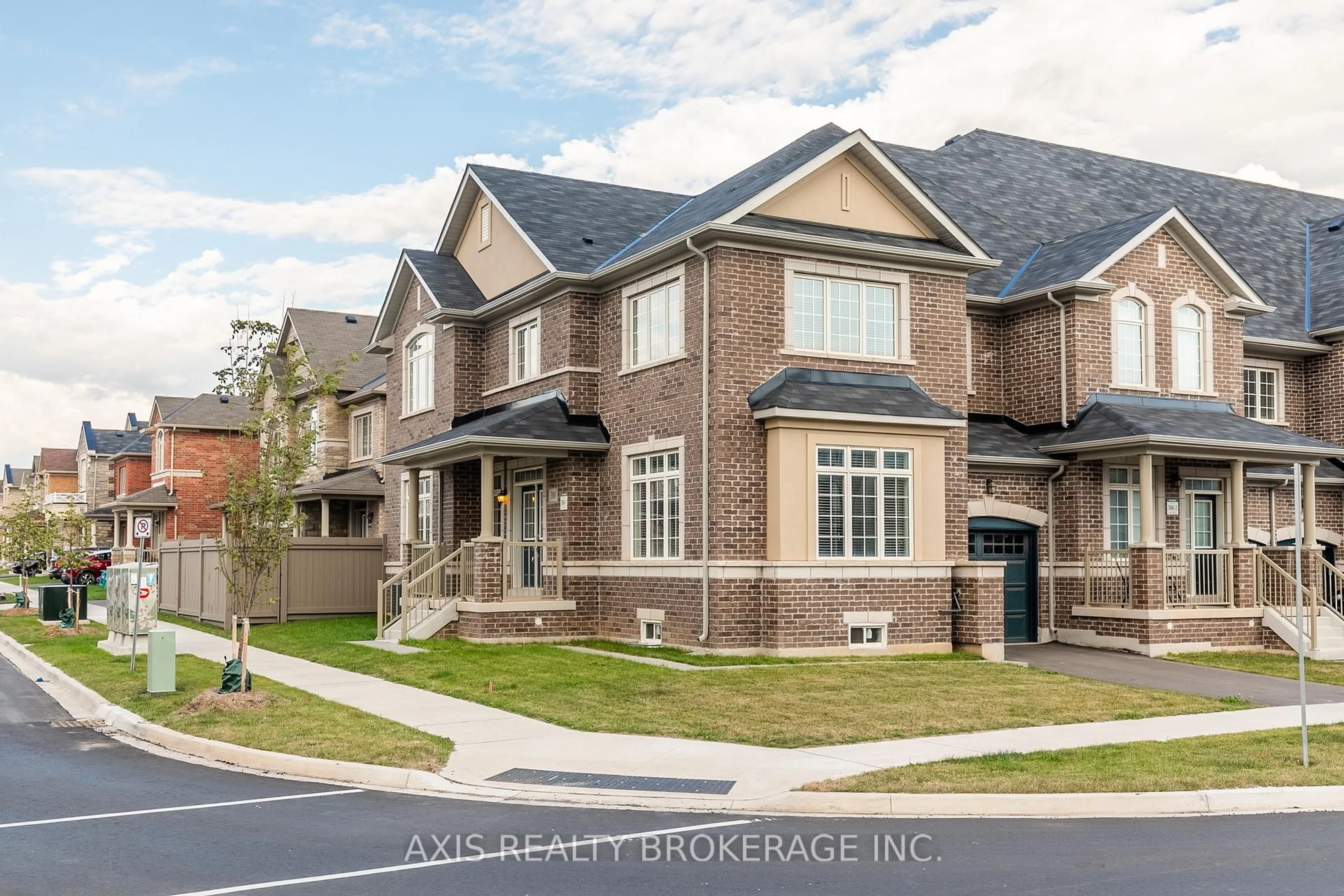Home with brick exterior material, street for 388 Grindstone Tr, Oakville Ontario L6H 0S1