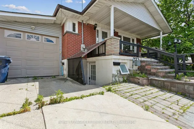 33 Donald Ave, Toronto 3