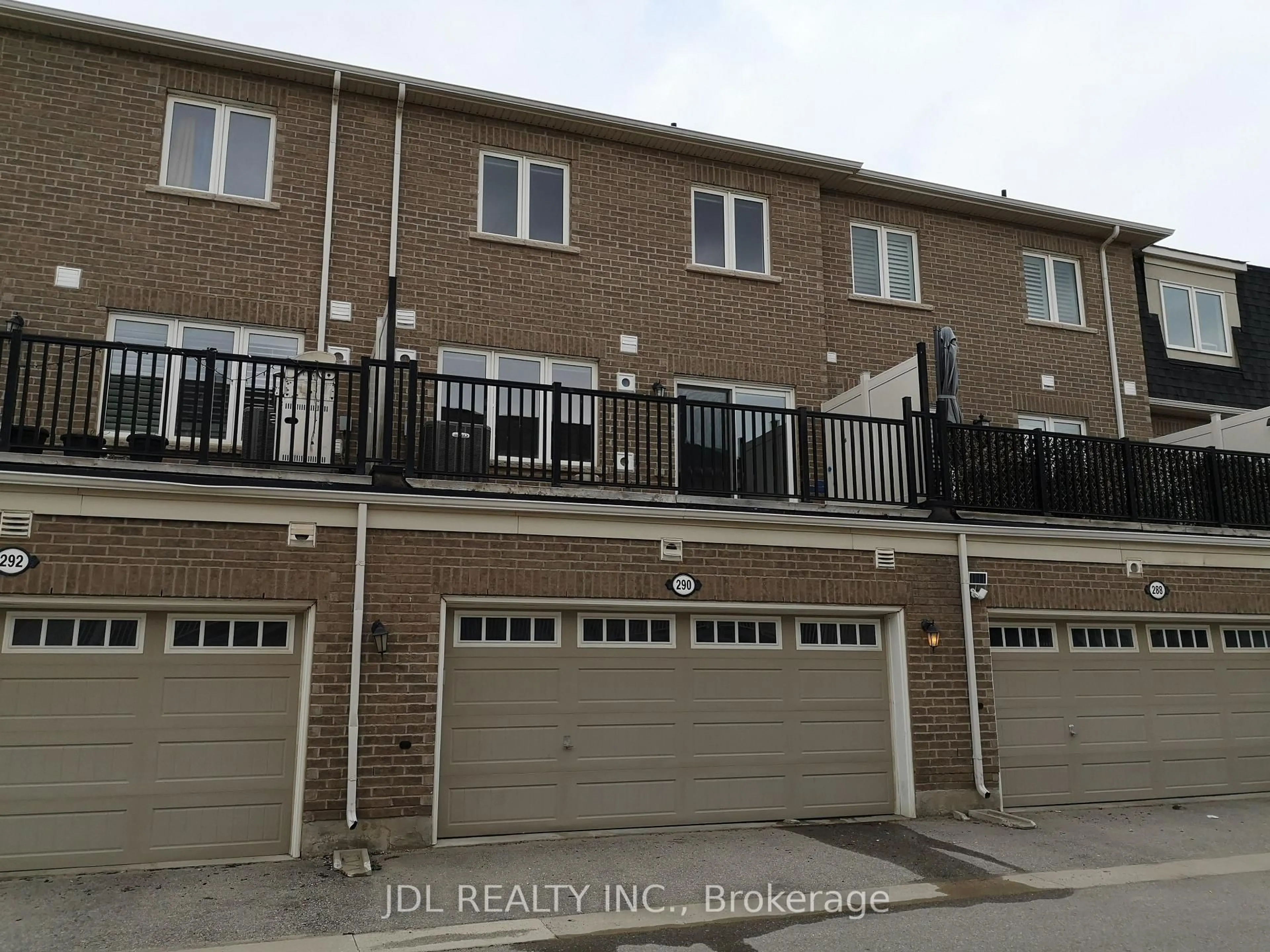 Unknown for 290 Ellen Davidson Dr, Oakville Ontario L6M 0V5