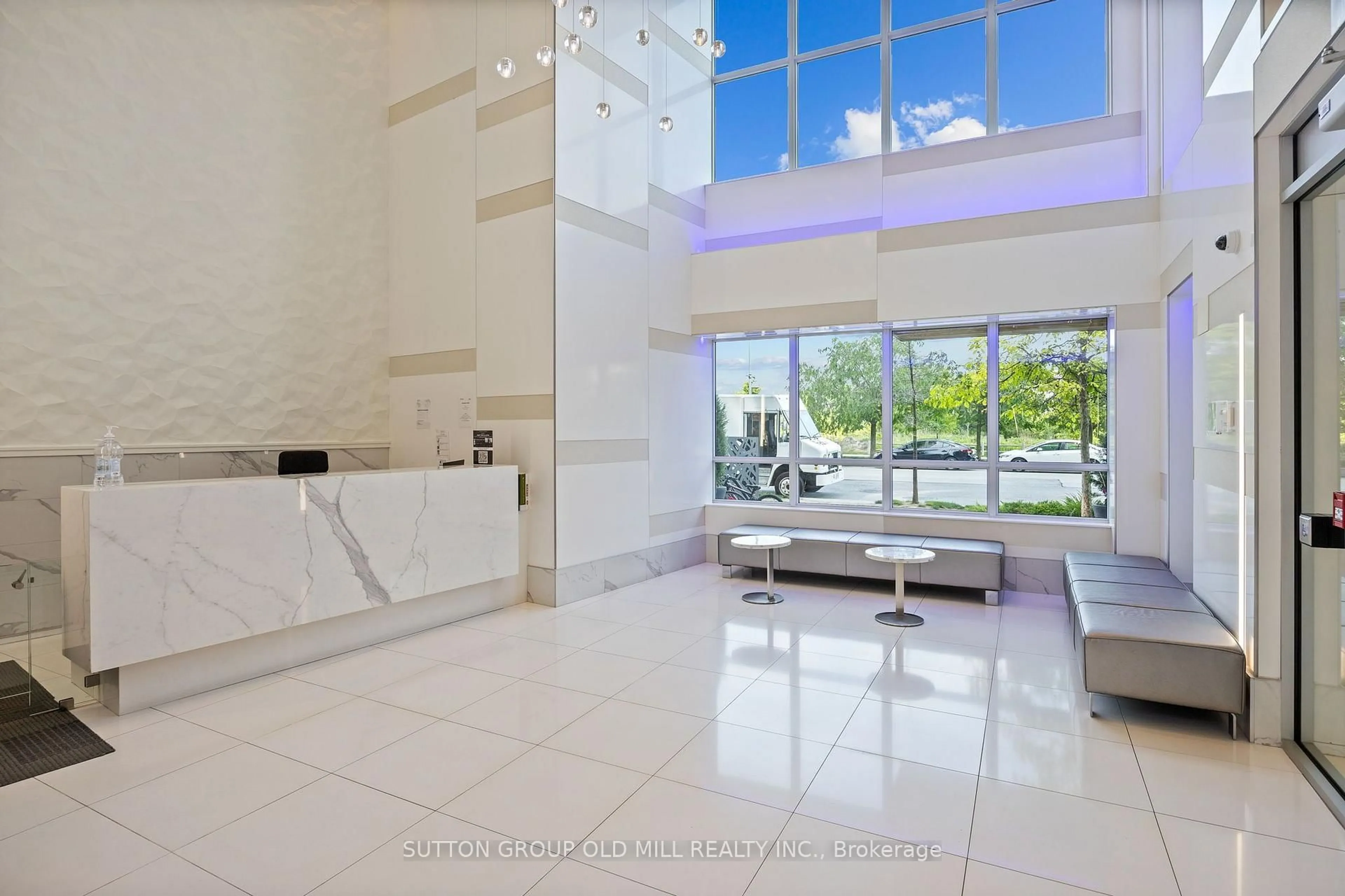 Lobby for 110 Marine Parade Dr #LPH04, Toronto Ontario M8V 0B6