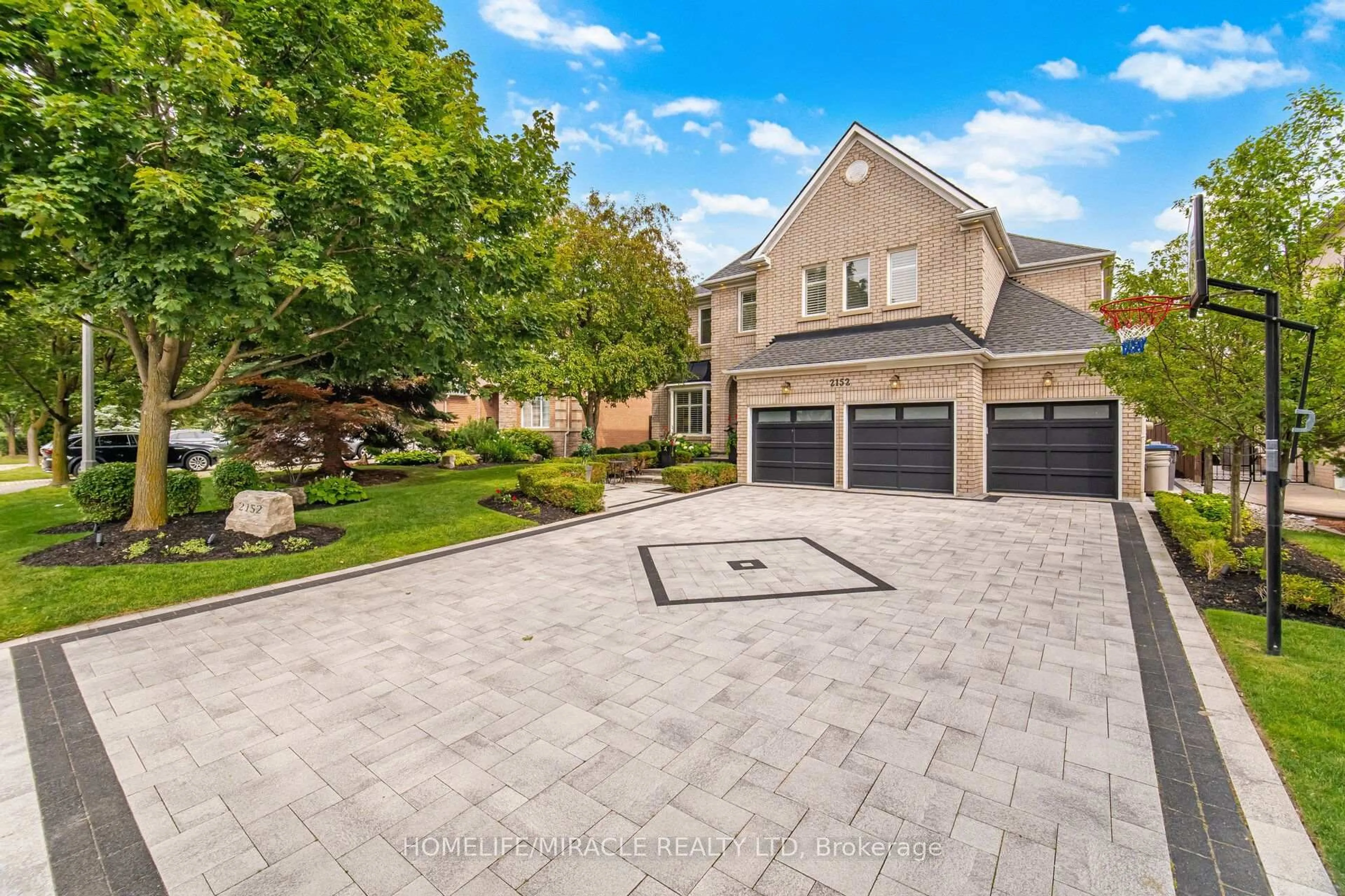 Unknown for 2152 Manor Hill Dr, Mississauga Ontario L5M 5H9