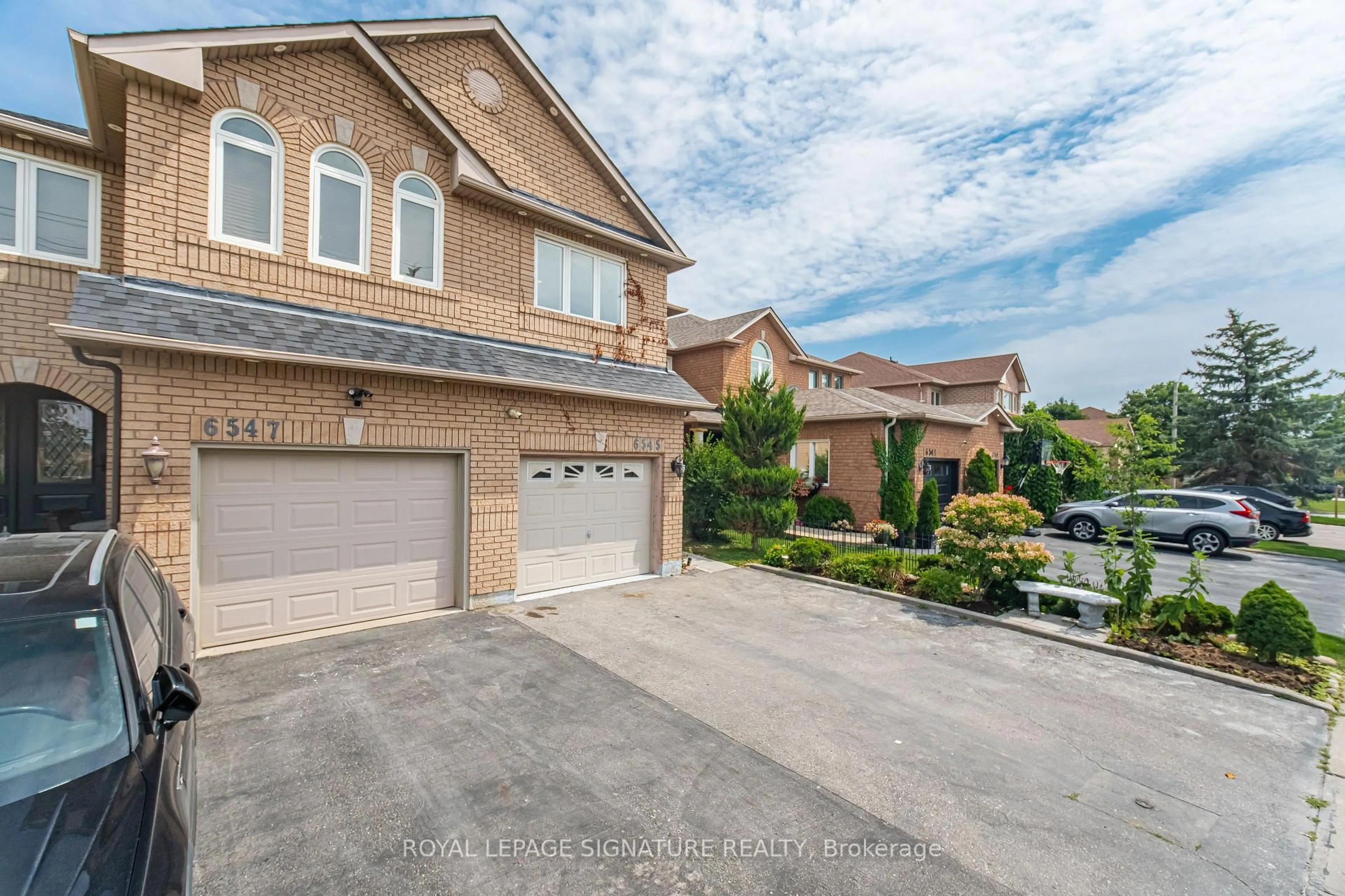 Home with brick exterior material, street for 6545 Sapling Tr, Mississauga Ontario L5N 7J3