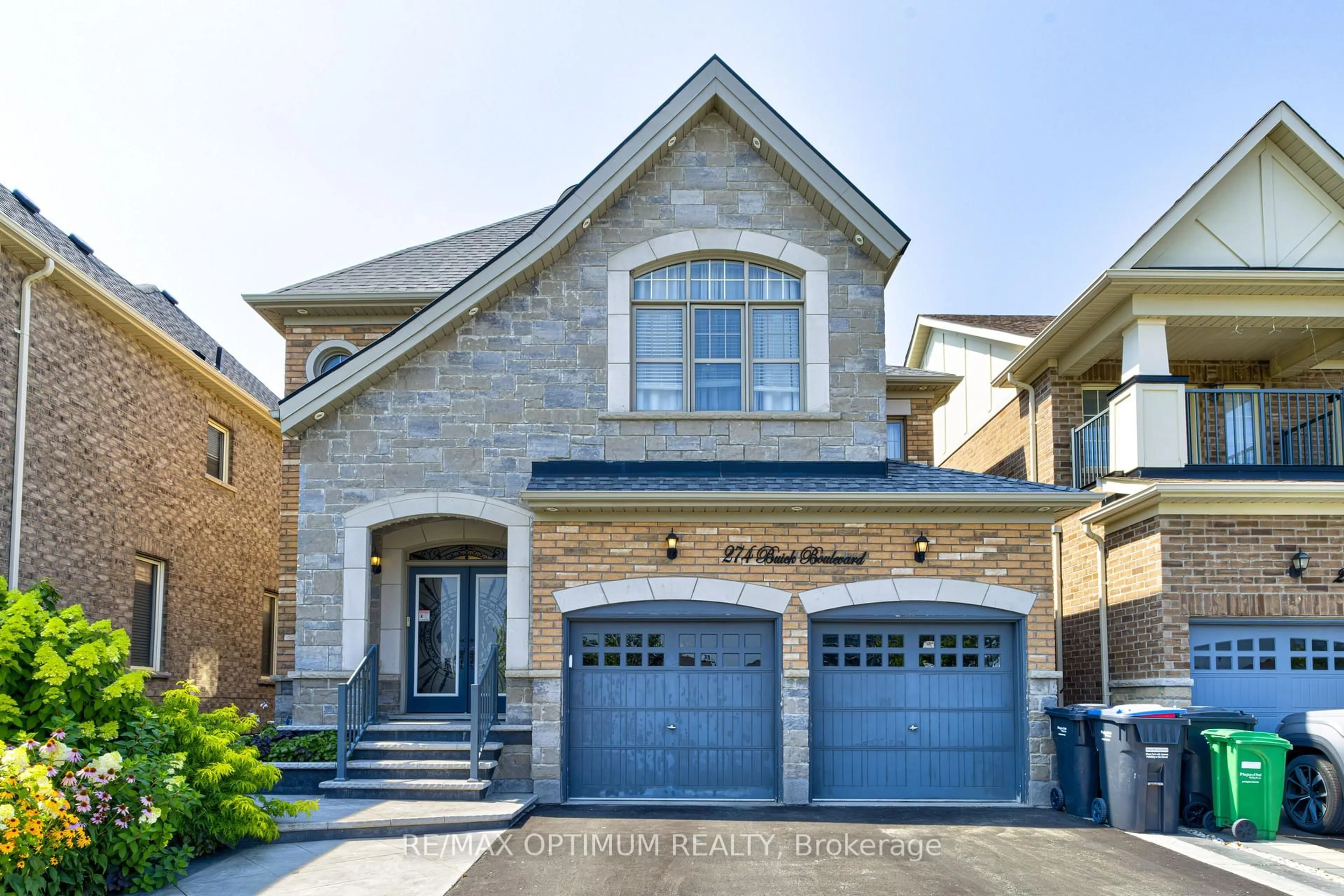 Home with brick exterior material, street for 274 Buick Blvd, Brampton Ontario L7A 4L8