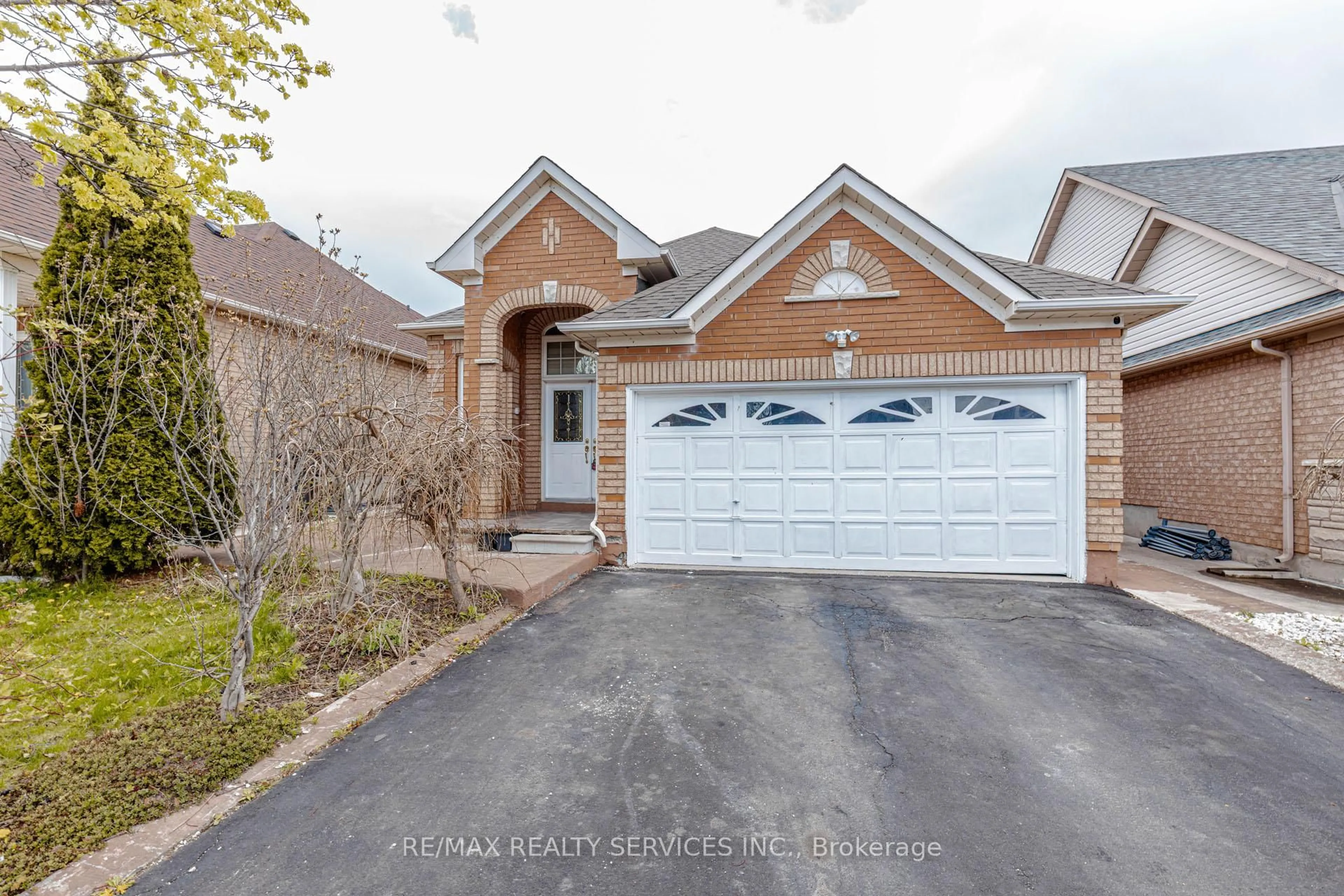 Home with brick exterior material, street for 3 Orchid Dr, Brampton Ontario L7A 1M4