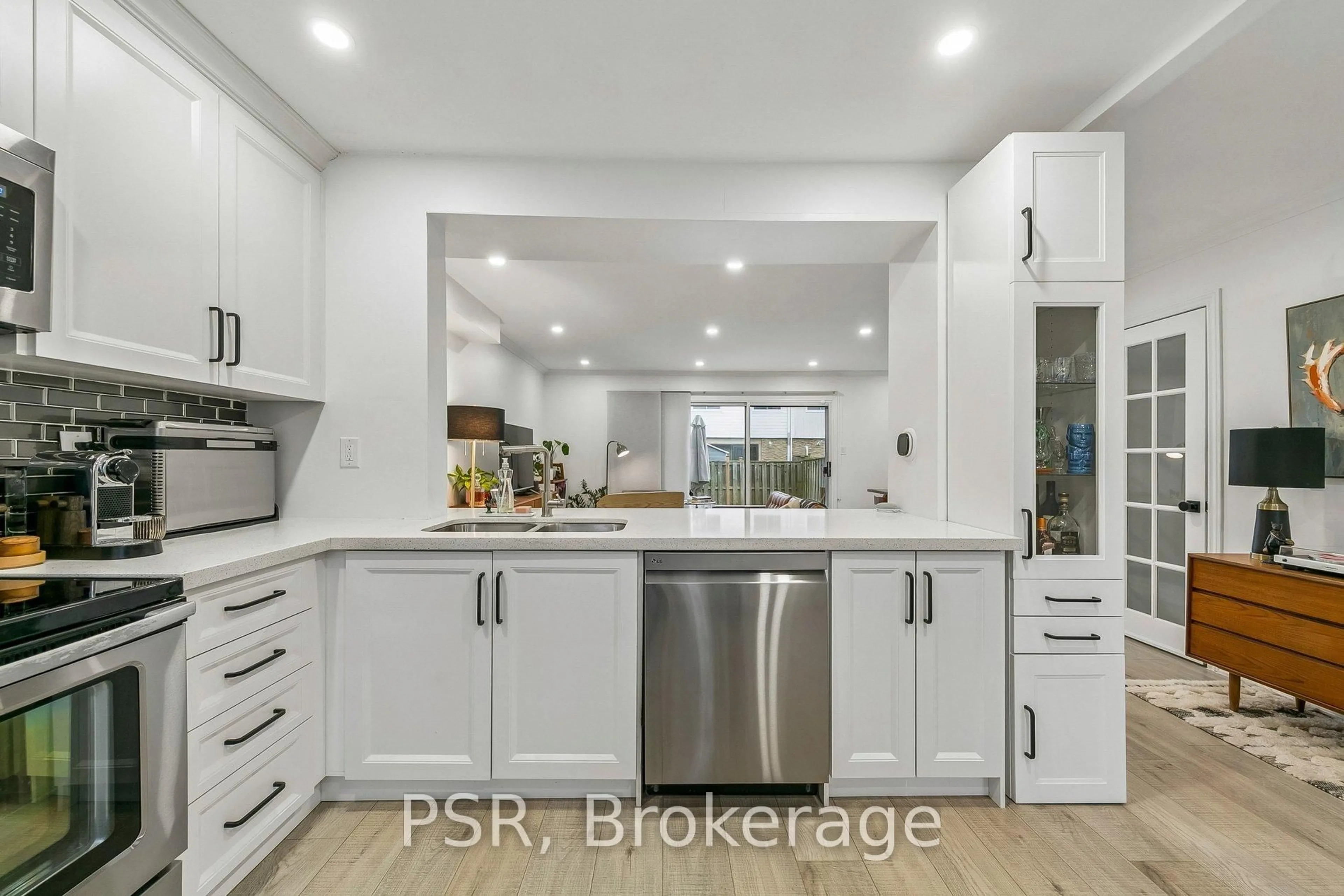 Contemporary kitchen, ceramic/tile floor for 6540 Falconer Dr #104, Mississauga Ontario L5N 1M1