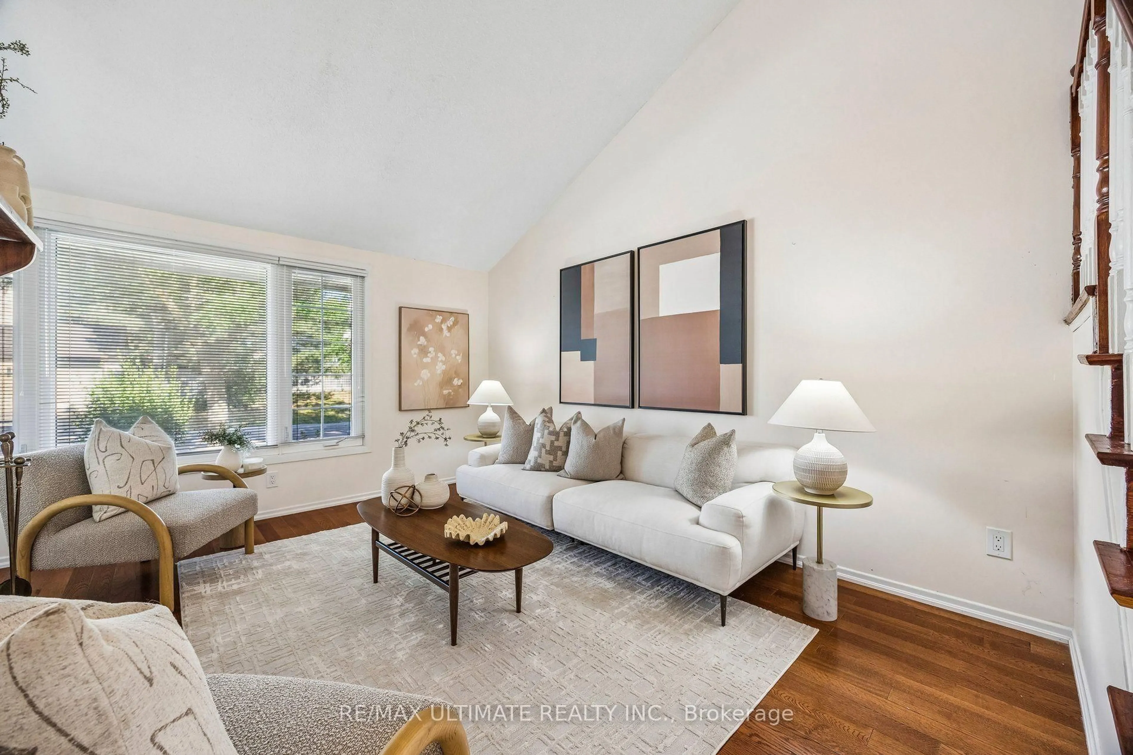 Living room with furniture, unknown for 7 Pumfrey Cres, Toronto Ontario M9V 4L5
