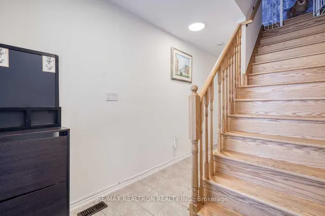 15 Sprucewood Rd, Brampton 5