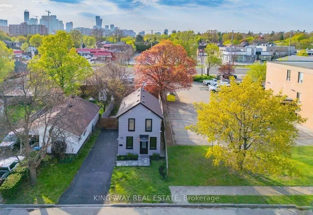 195 Randi Rd, Mississauga 2
