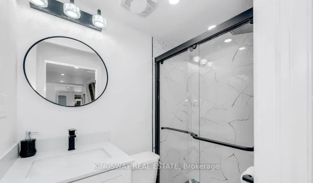 195 Randi Rd, Mississauga 4