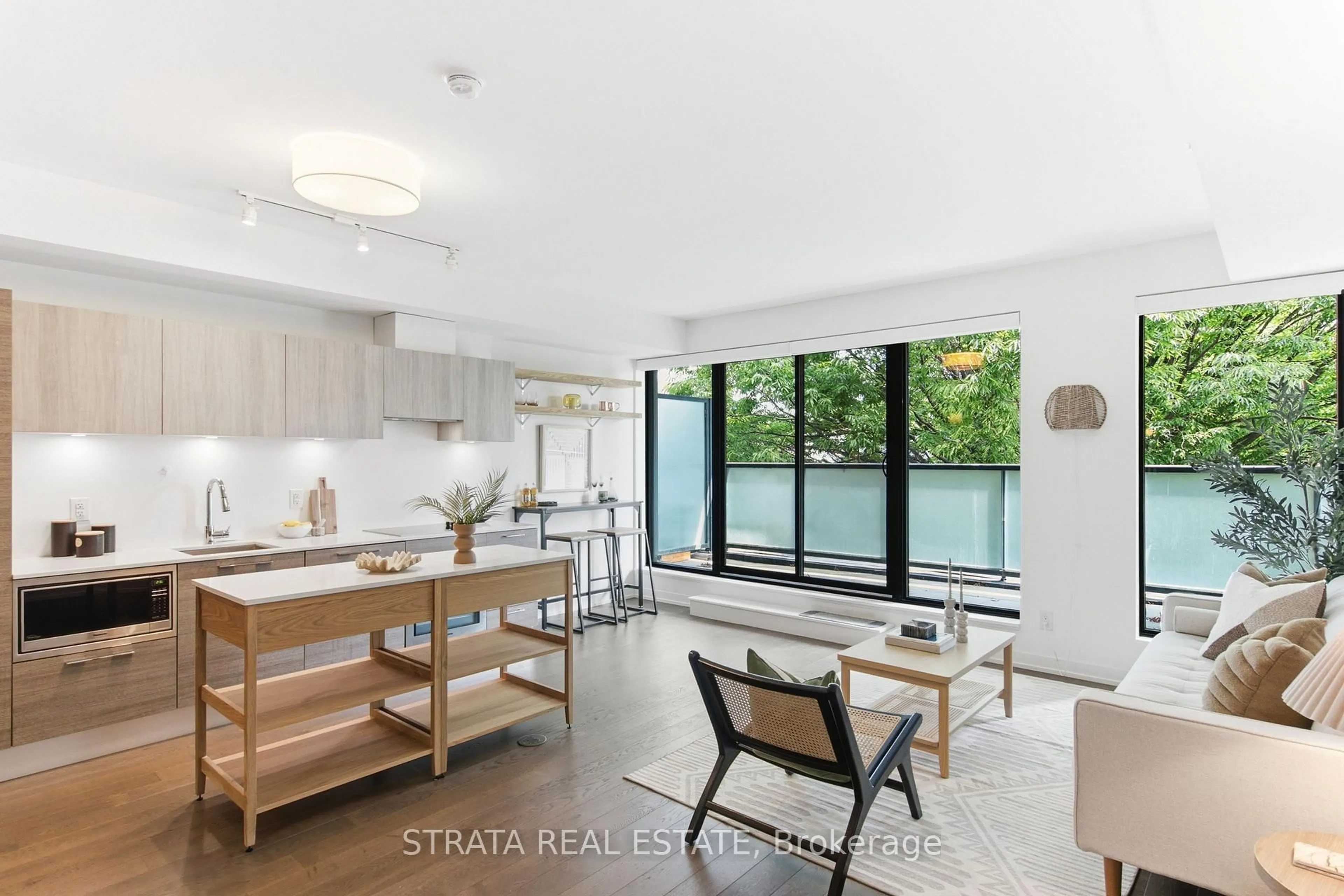 Open concept kitchen, unknown for 530 Indian Grve #302, Toronto Ontario M6P 0B3