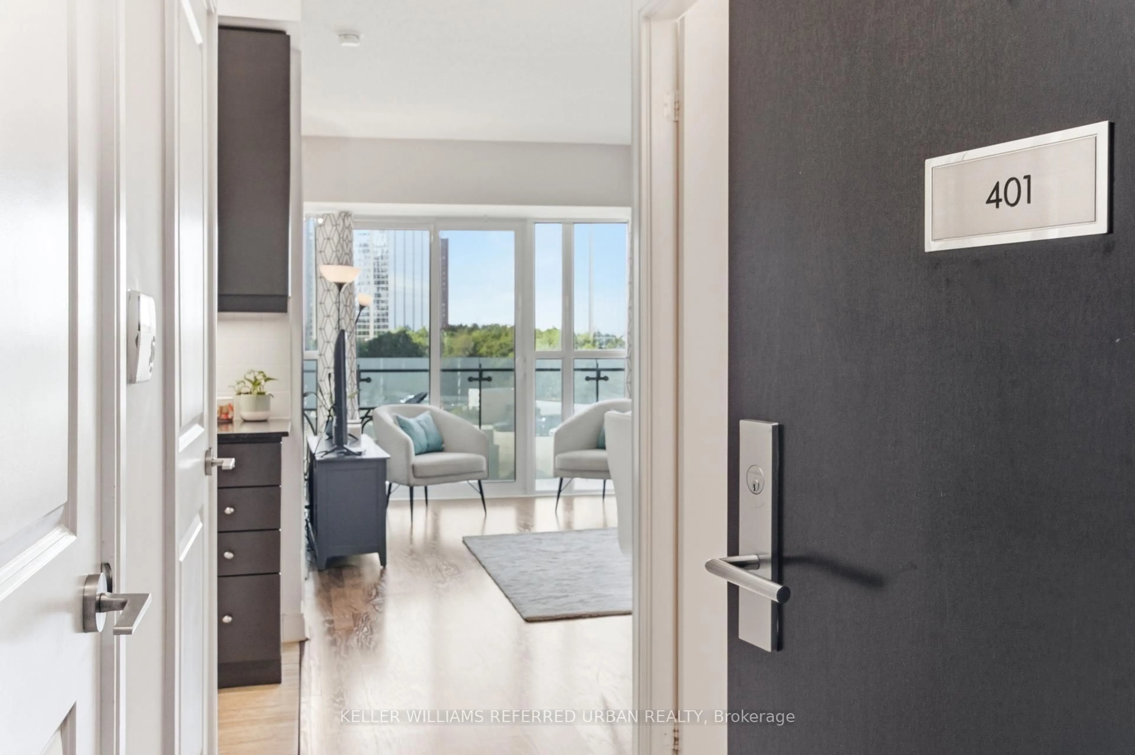 Indoor entryway for 50 Absolute Ave #401, Mississauga Ontario L4Z 0A8