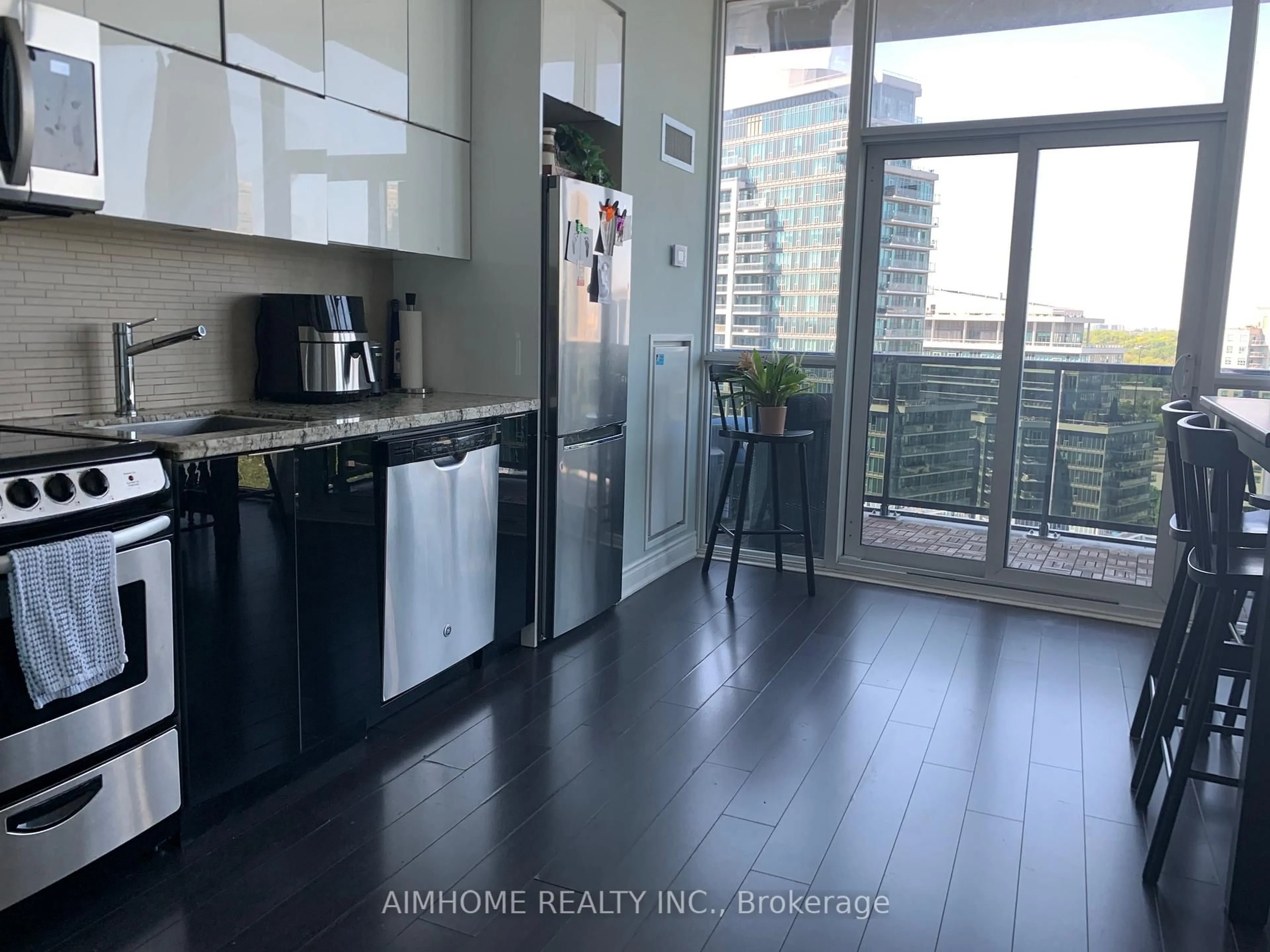 Open concept kitchen, unknown for 80 Marine Parade Dr #1601, Toronto Ontario M8B 0A3