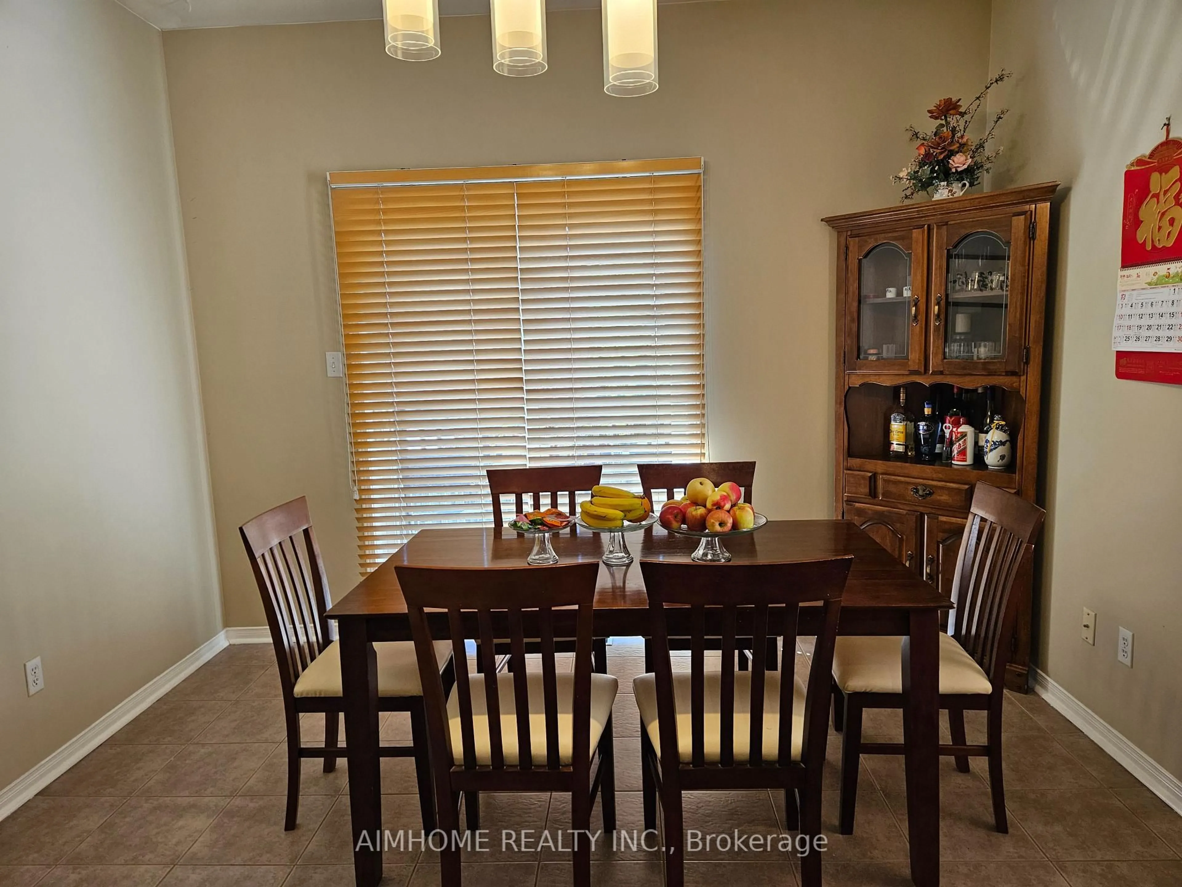 Dining room, unknown for 3227 Scotch Pine Gate, Mississauga Ontario L5N 8E6