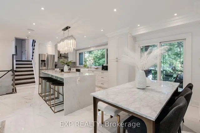 467 Caesar Ave, Oakville 4