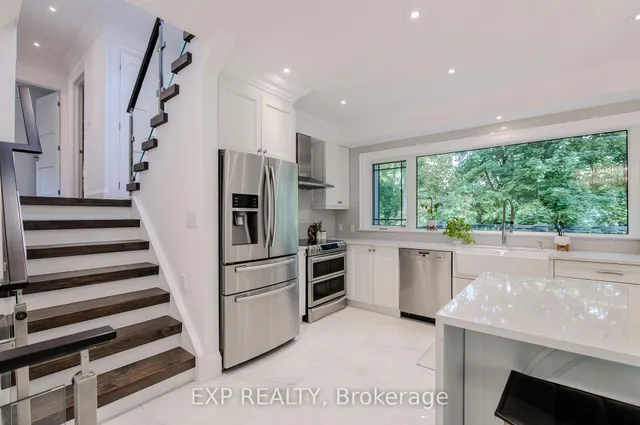 467 Caesar Ave, Oakville 5