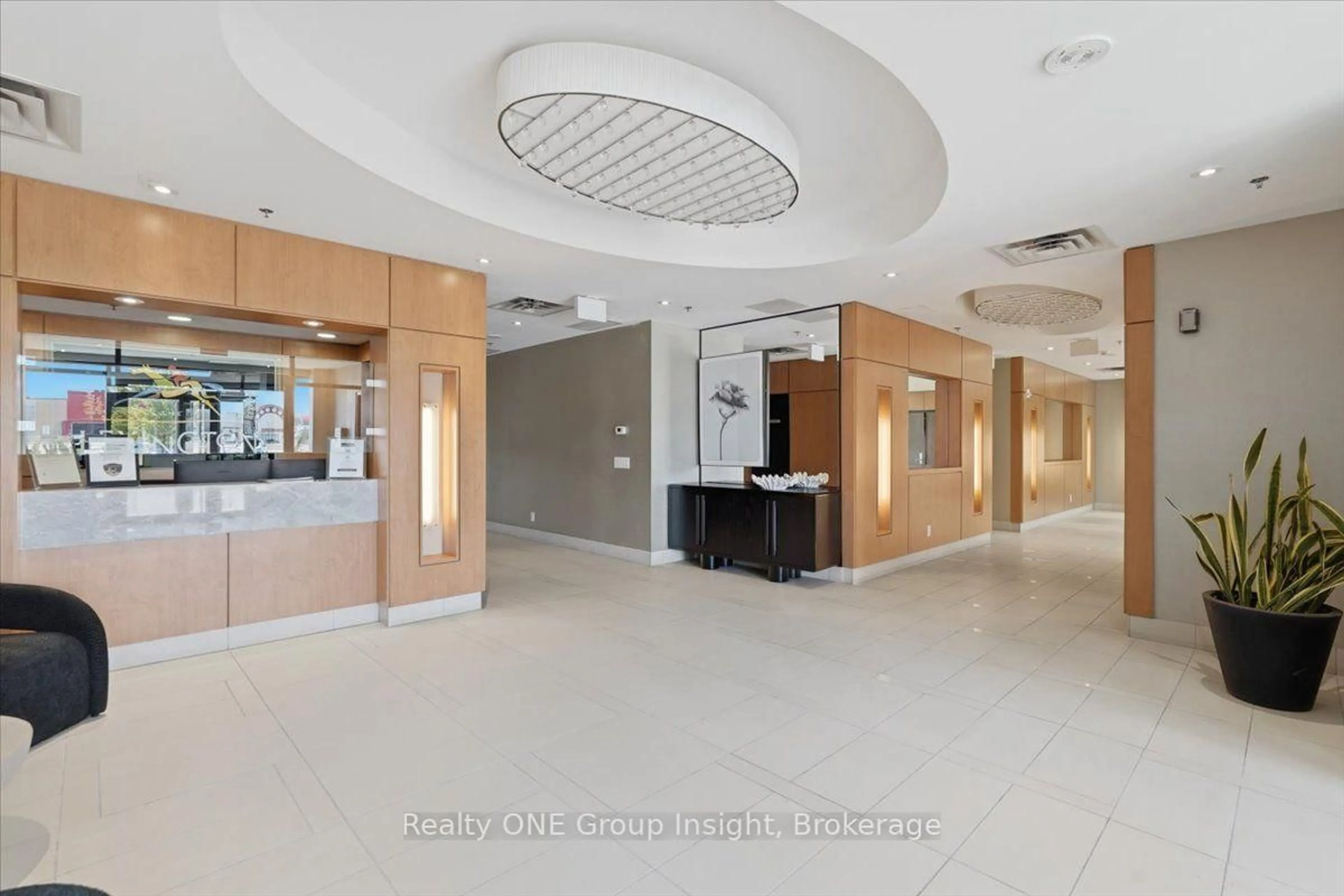 Indoor foyer for 840 Queens Plate Dr #1009, Toronto Ontario M9W 0E7