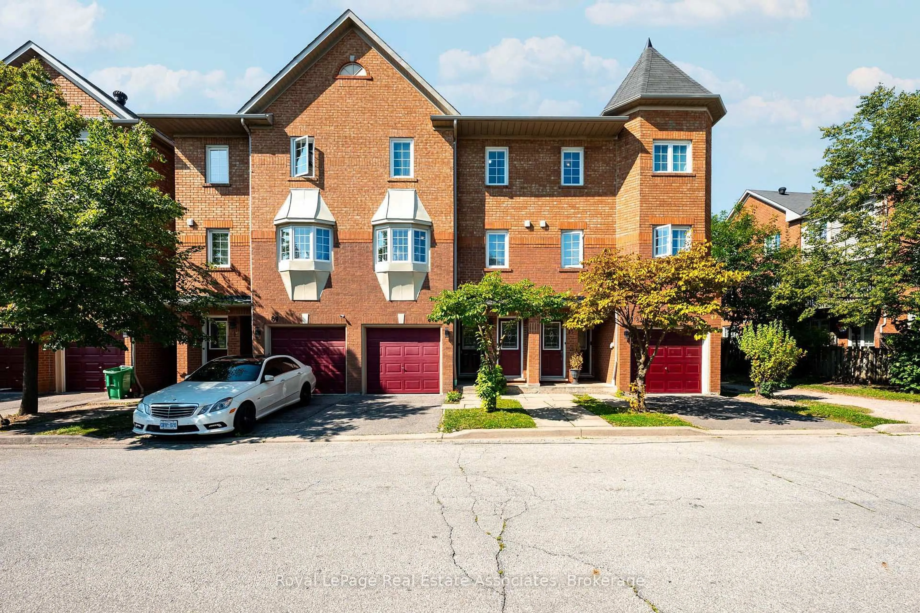 Home with brick exterior material, street for 6950 Tenth Line #87, Mississauga Ontario L5N 6Y1