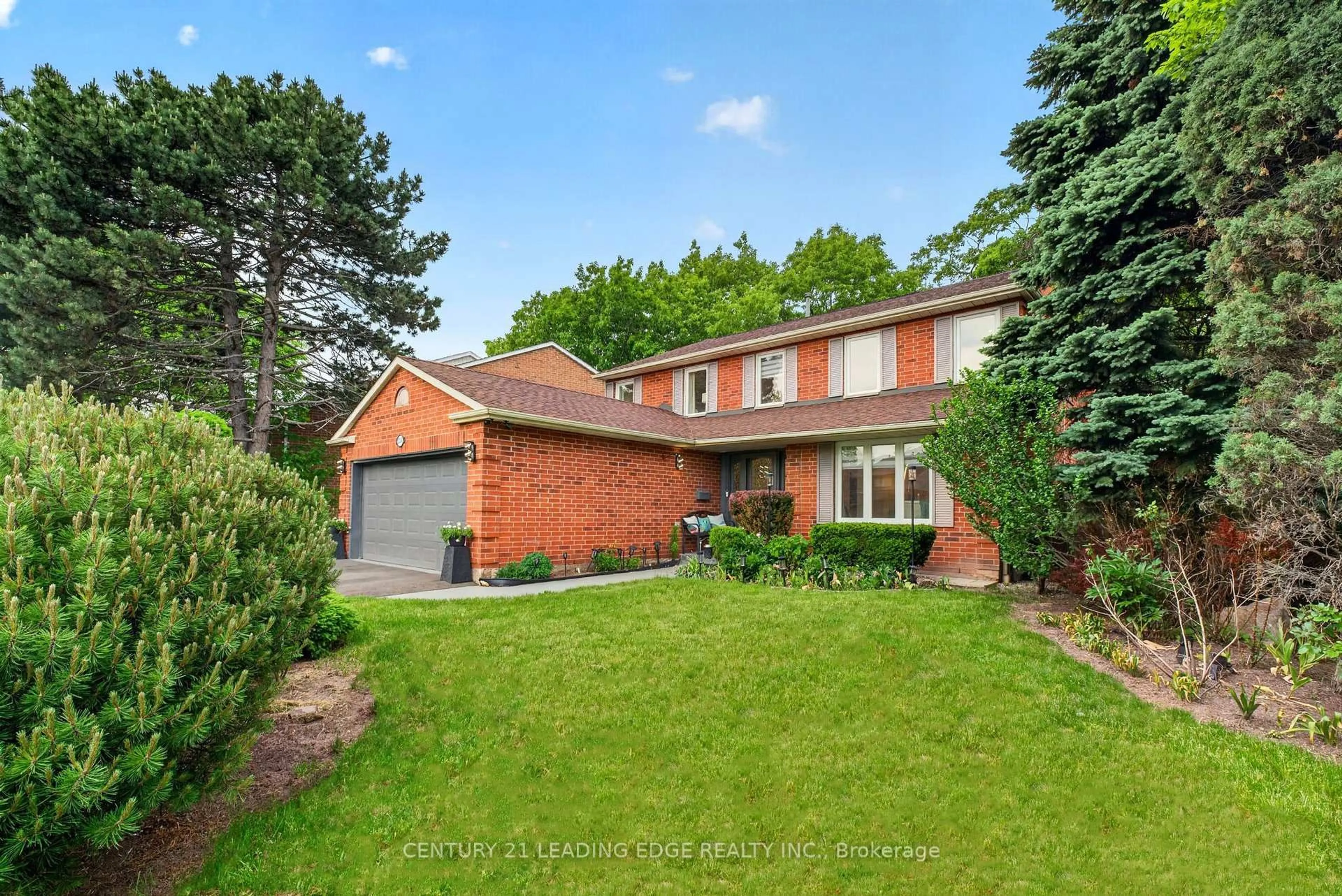 Home with brick exterior material, street for 2300 Folkway Dr, Mississauga Ontario L5L 3B6