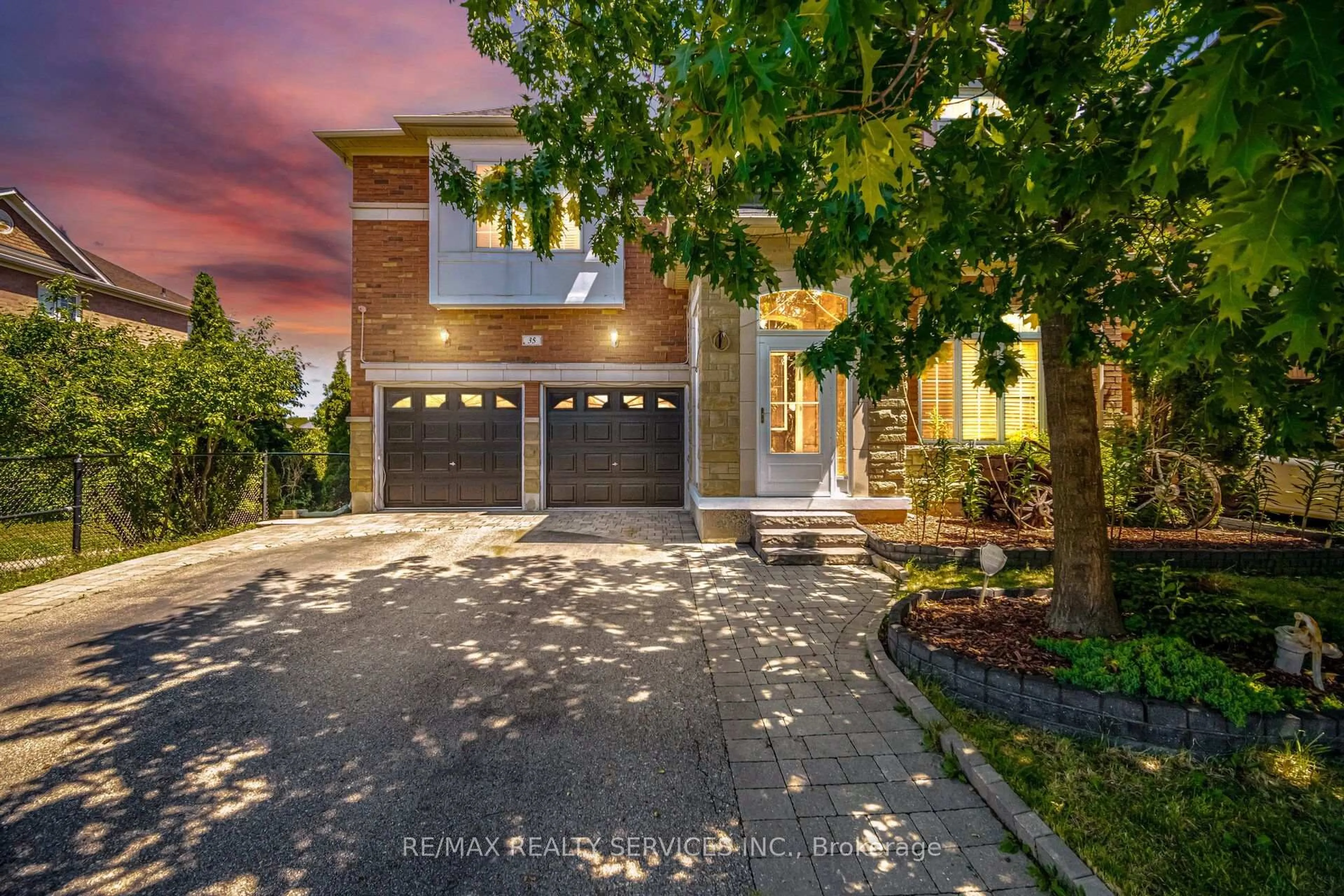 Home with brick exterior material, street for 35 Stoneylake Ave, Brampton Ontario L6V 4R1