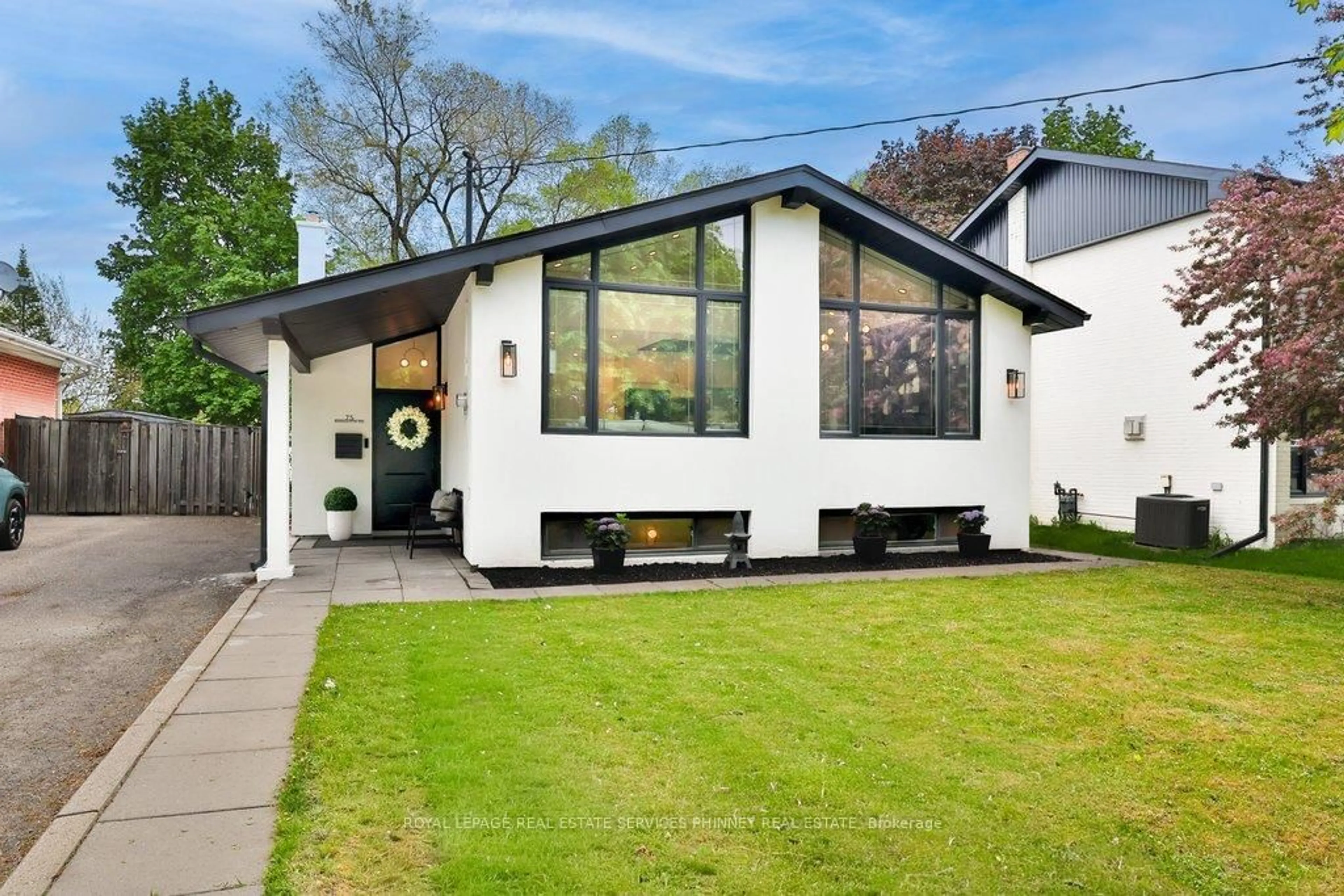 Home with vinyl exterior material, street for 75 Rangoon Rd, Toronto Ontario M9C 4N8