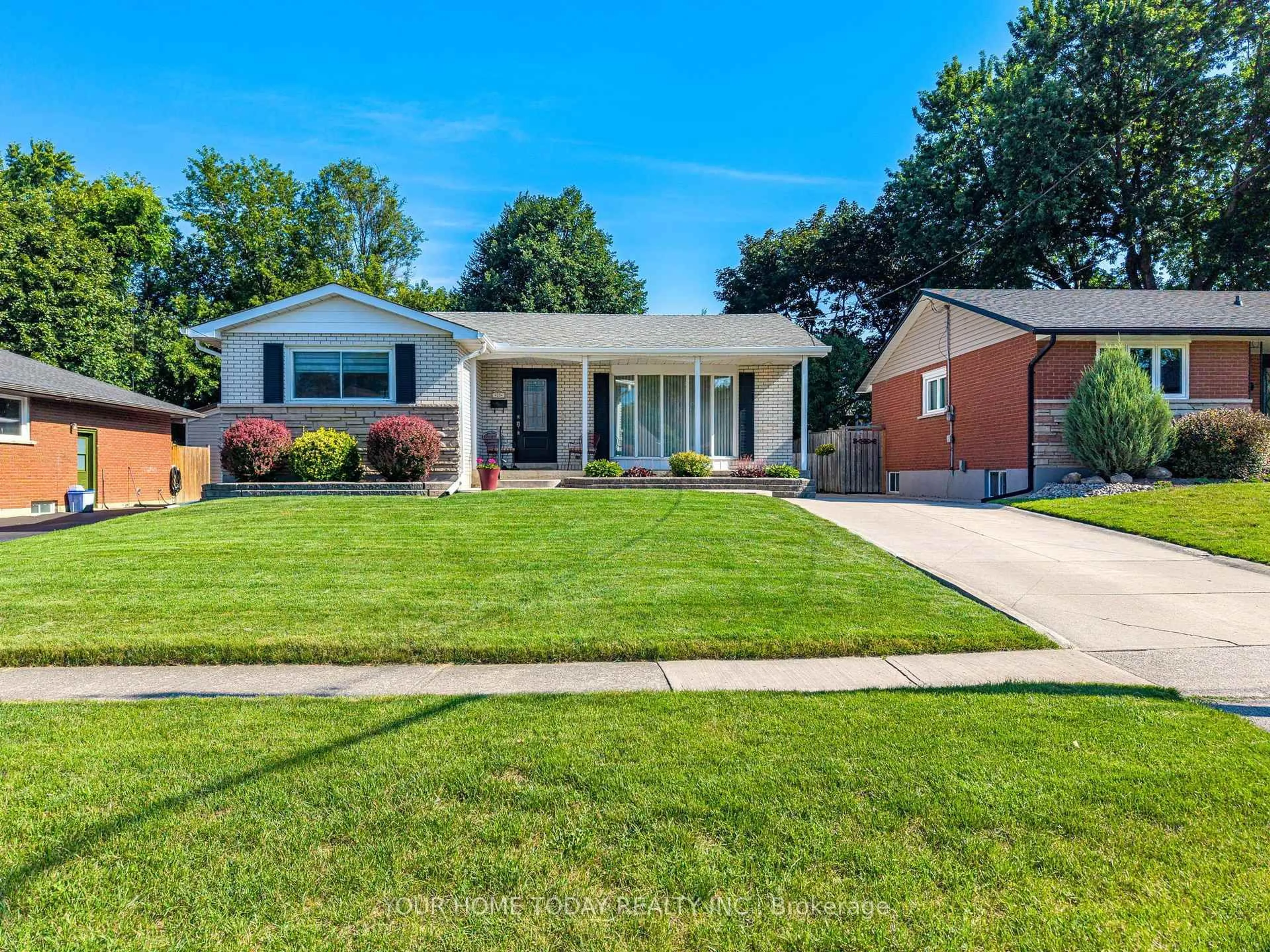 Home with brick exterior material, street for 17 Carole St, Halton Hills Ontario L7G 5B4