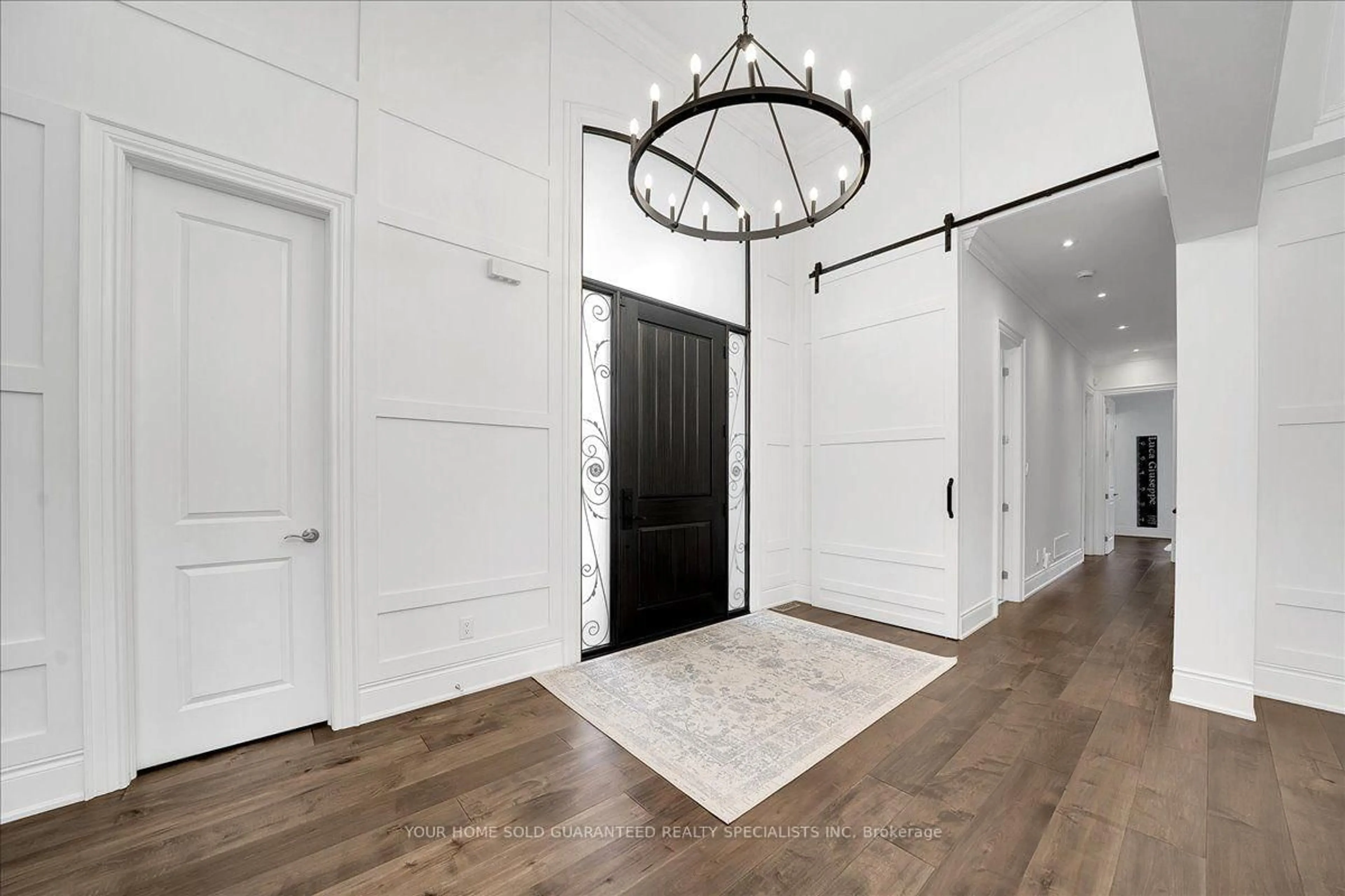 Indoor entryway for 13 Doctor Reynar Rd, Caledon Ontario L7E 4H3