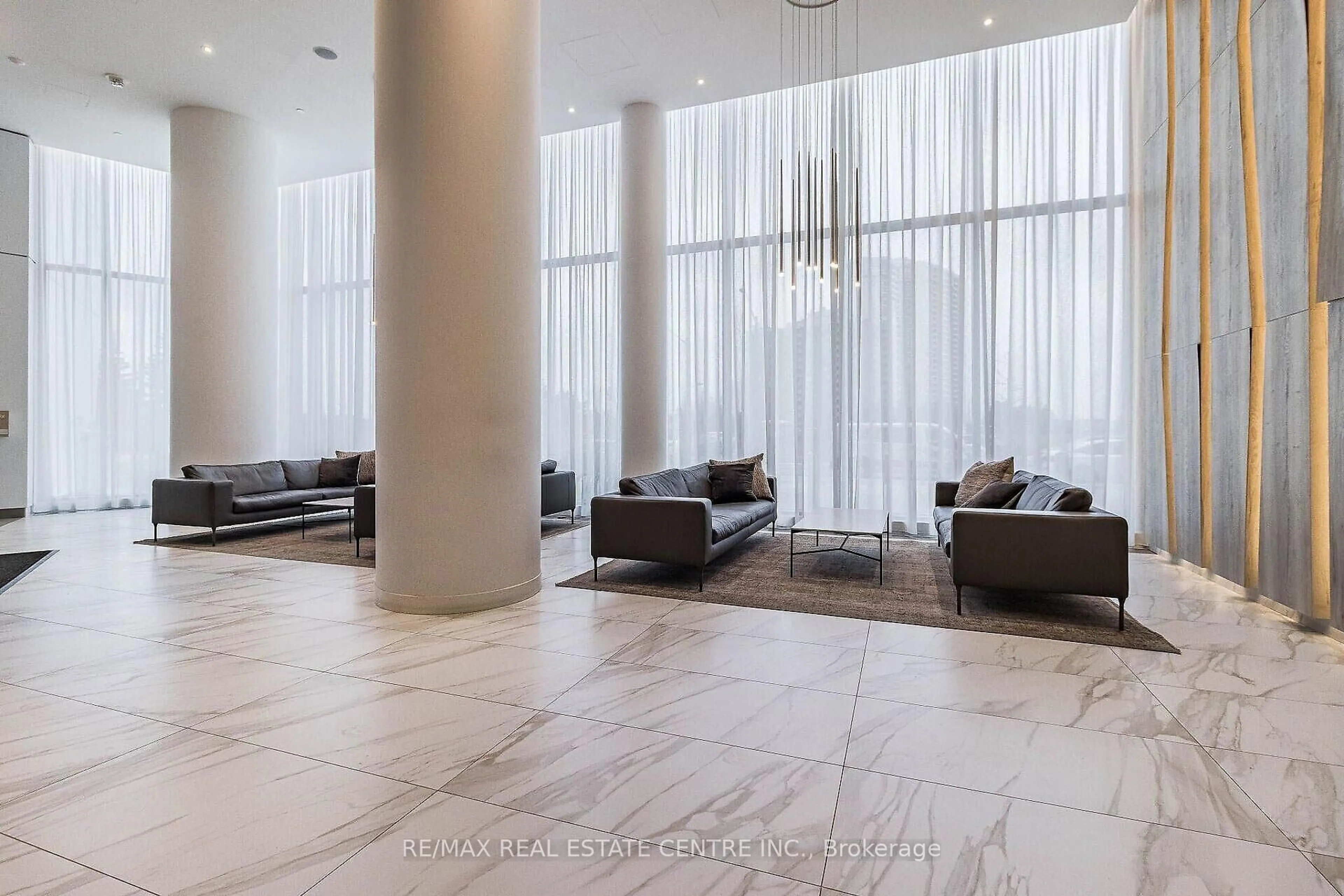 Lobby for 3883 Quartz Rd, Mississauga Ontario L5B 0M4