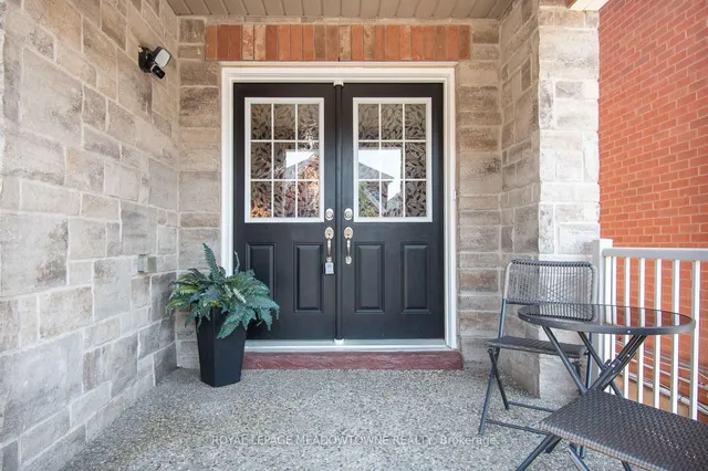 1079 Job Cres, Milton 3
