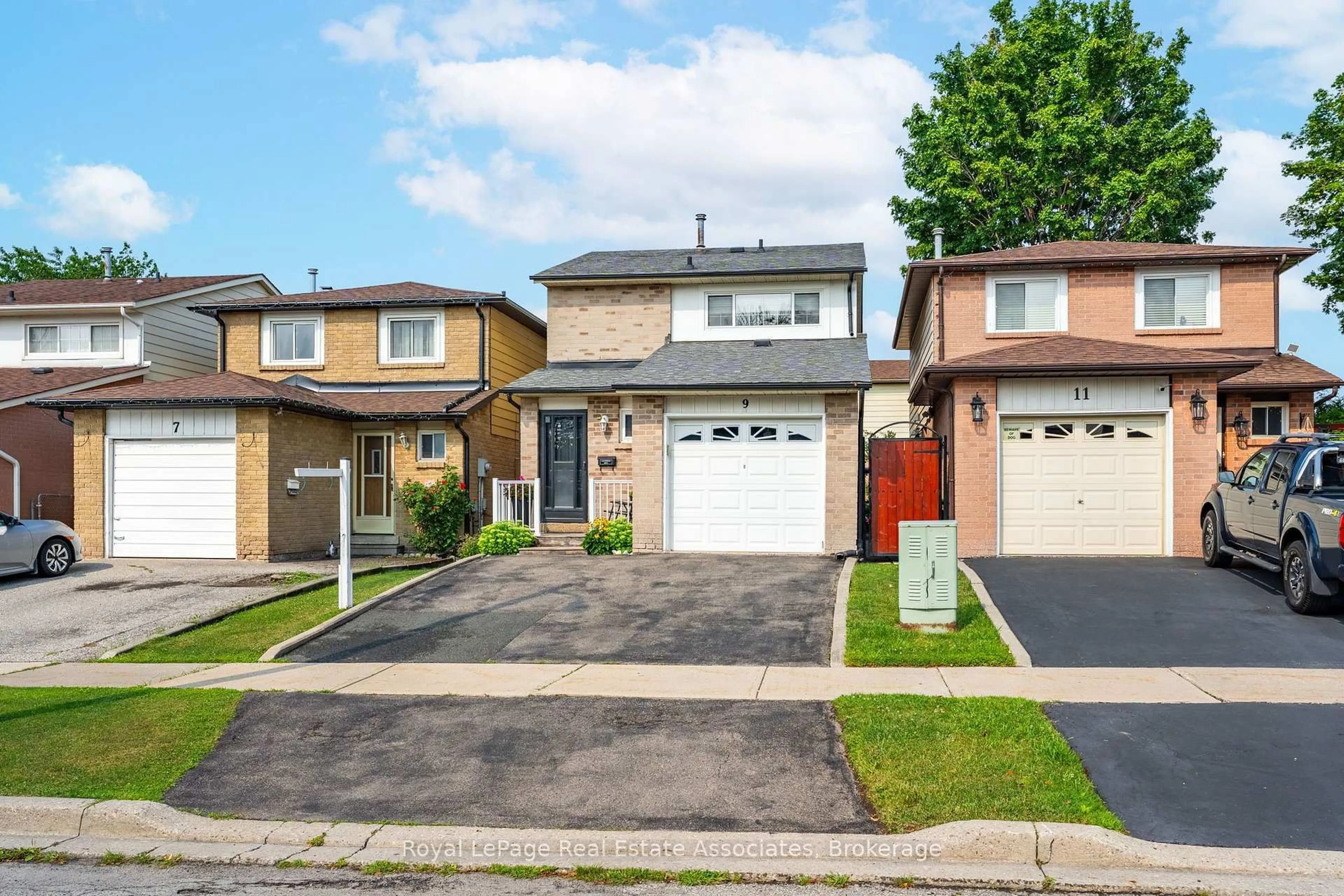 Unknown for 9 Windwood Dr, Toronto Ontario M9W 6B8