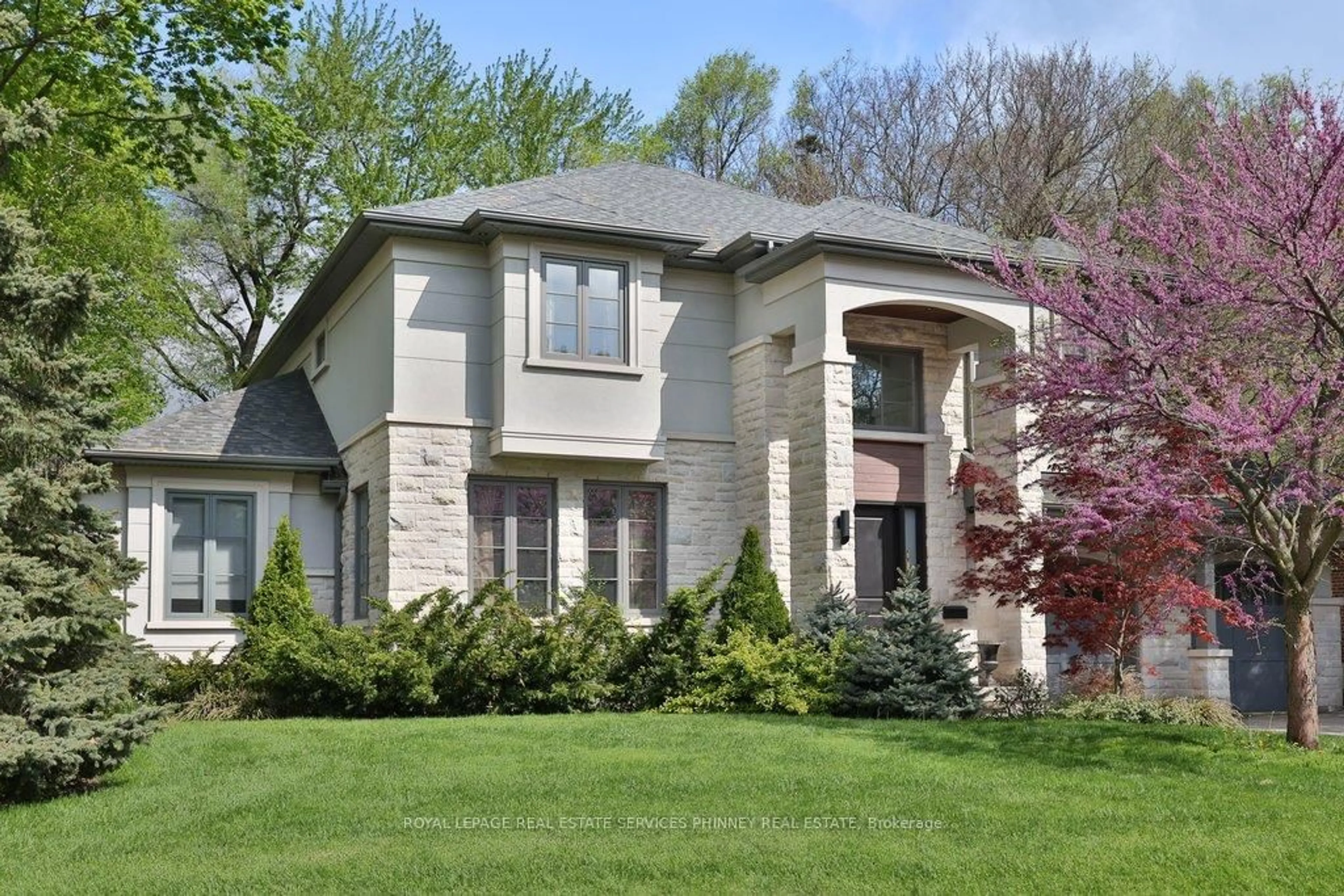 Home with brick exterior material, street for 1569 Wembury Rd, Mississauga Ontario L5J 2L8
