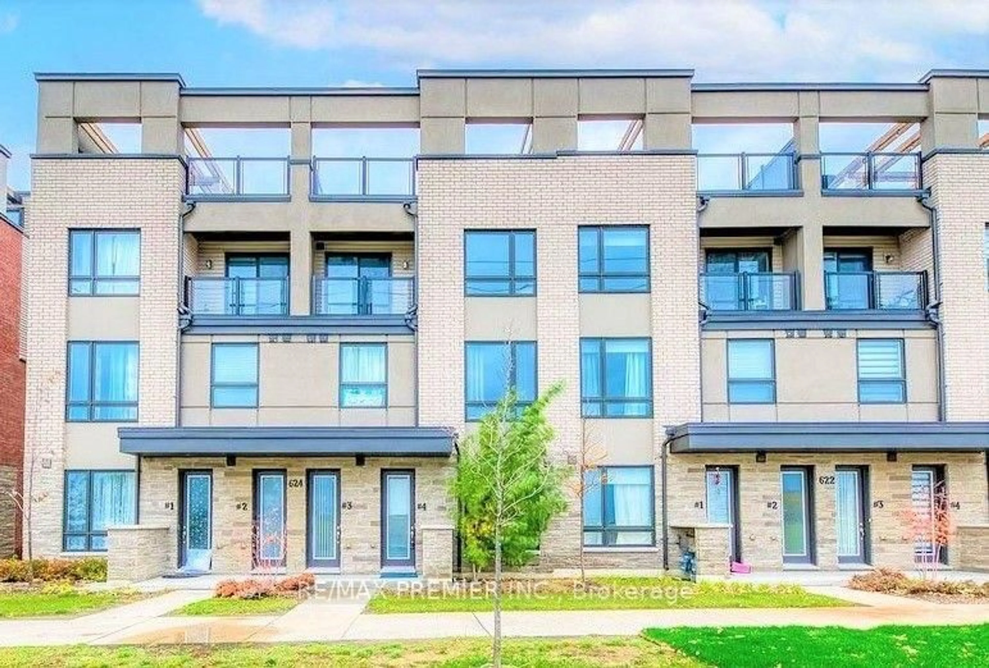 Home with brick exterior material, unknown for 624 Rexdale Blvd #4, Toronto Ontario M9W 0G1