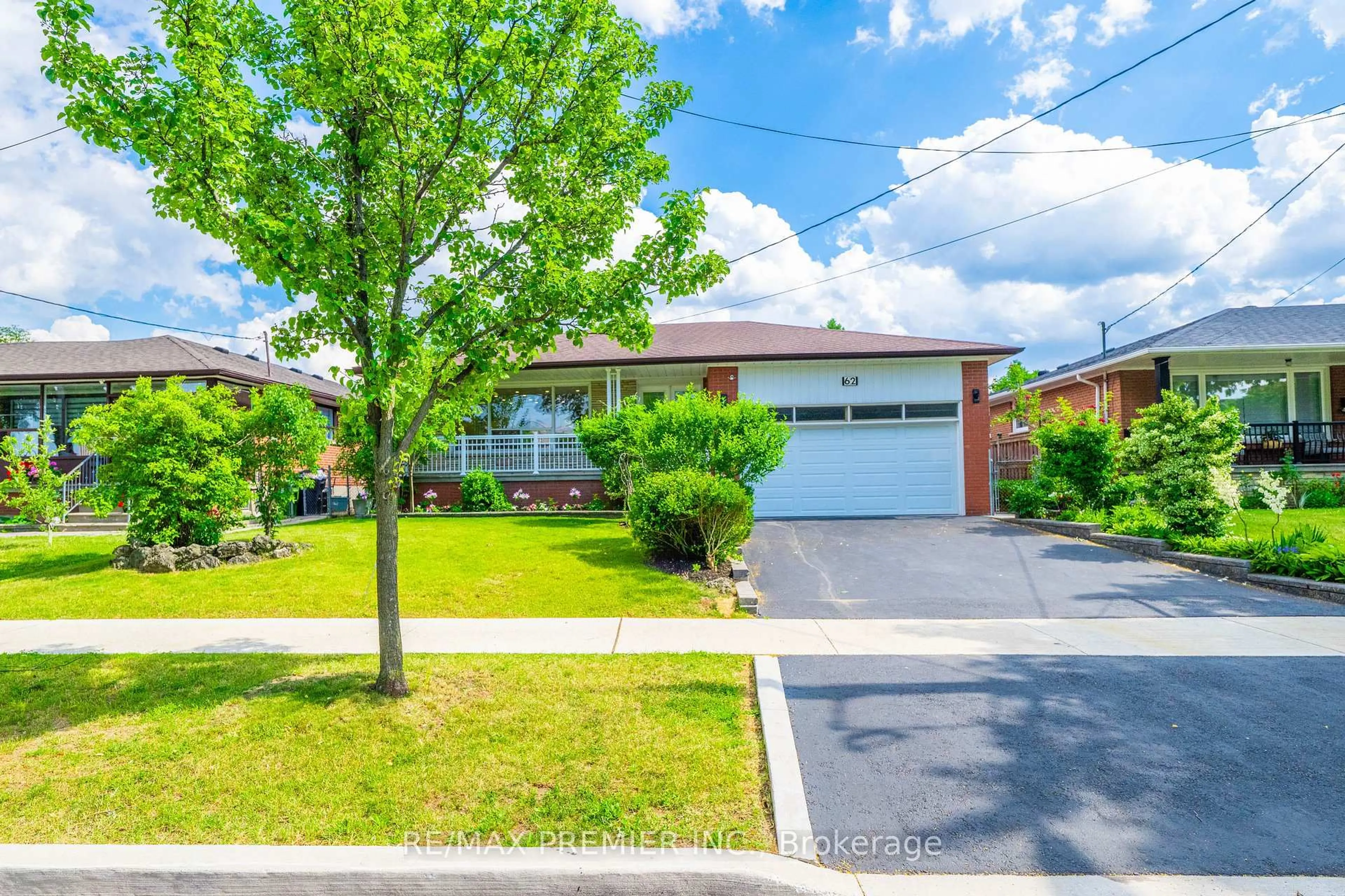 Home with brick exterior material, street for 62 Keegan Cres, Toronto Ontario M3J 1G2